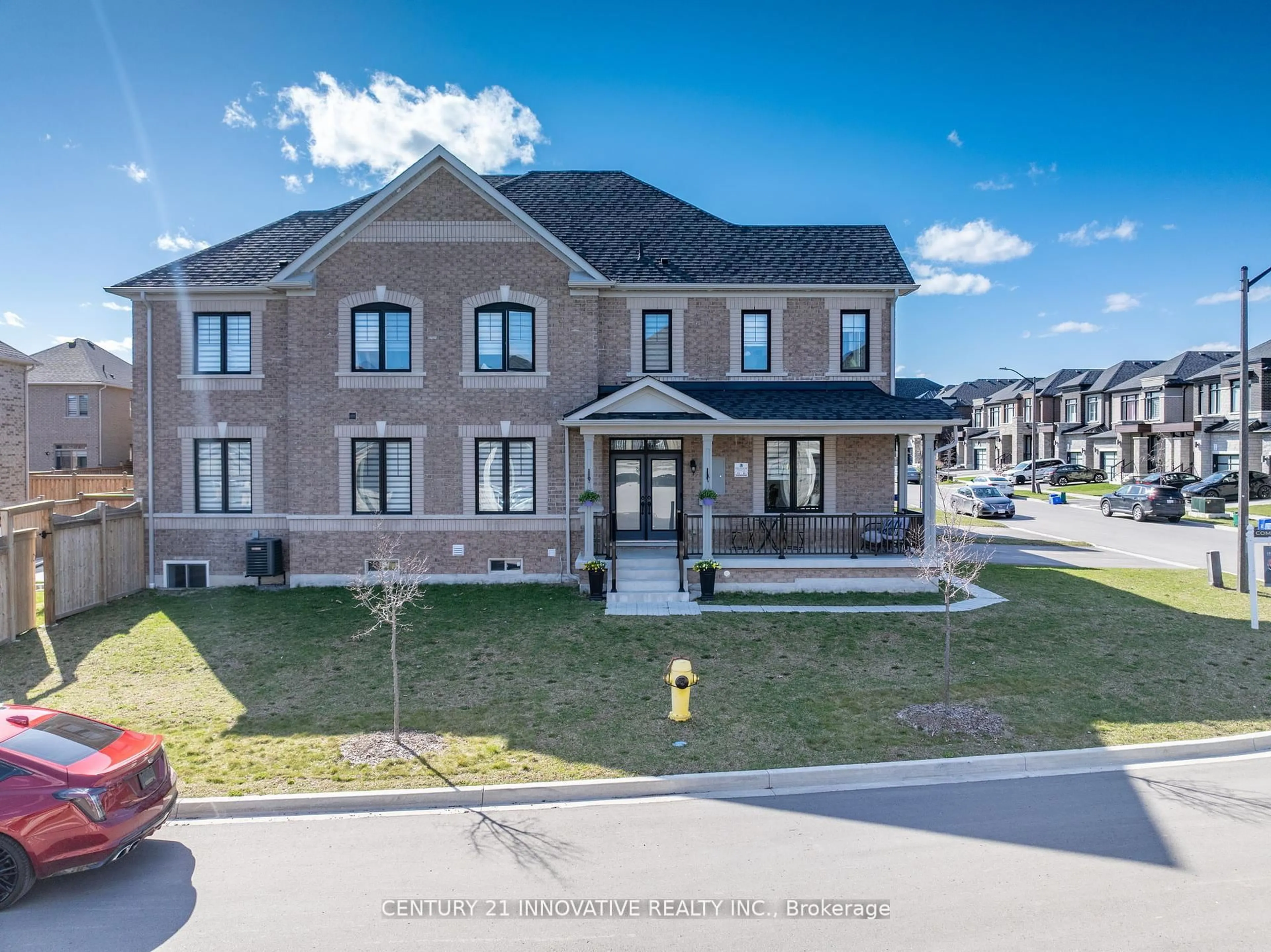 A pic from outside/outdoor area/front of a property/back of a property/a pic from drone, street for 23 Walter Clifford Nesbitt Dr, Whitby Ontario L1P 0G5