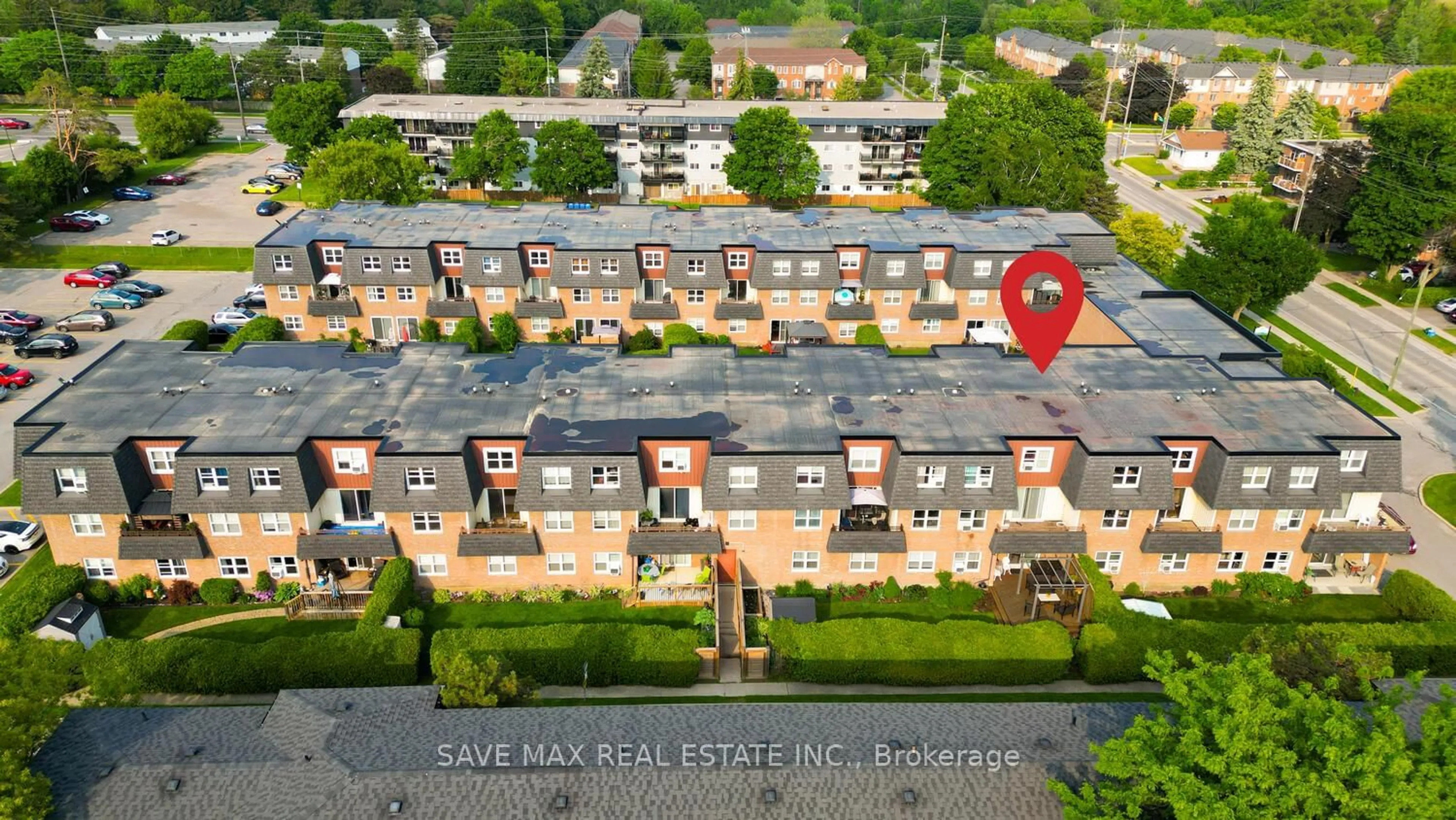 A pic from outside/outdoor area/front of a property/back of a property/a pic from drone, unknown for 580 Mary St #214, Whitby Ontario L1N 2R3