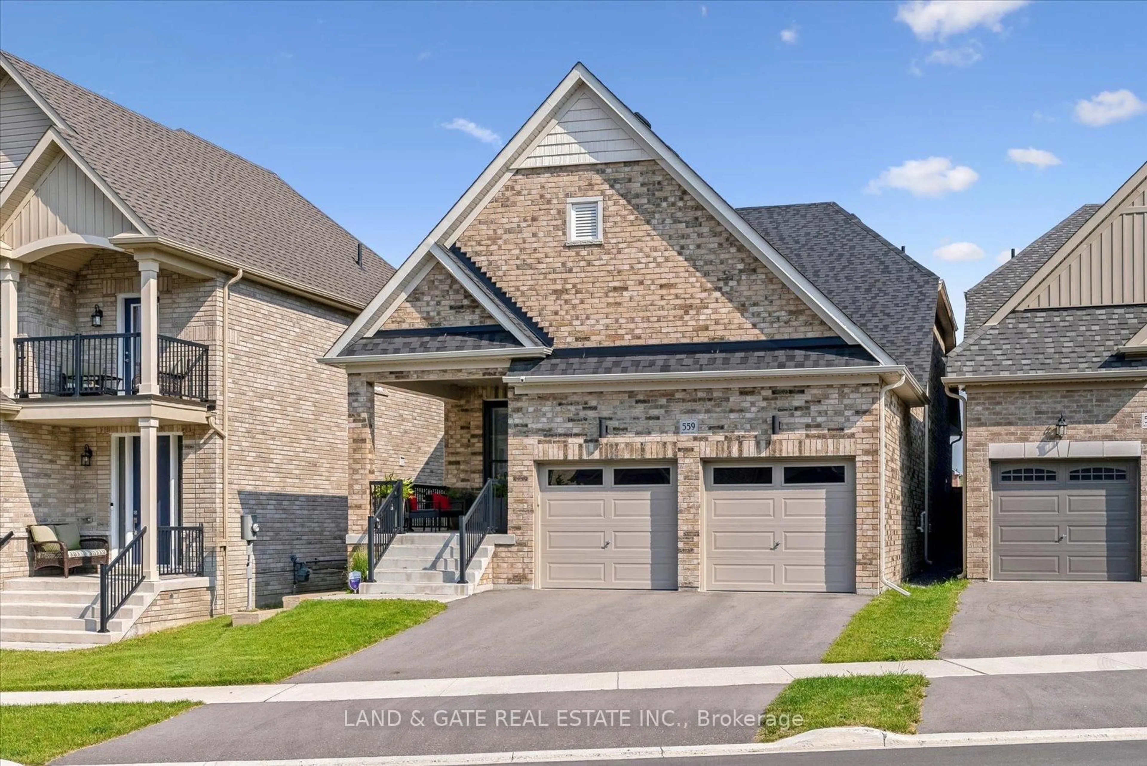 Home with brick exterior material, street for 559 Askew Crt, Oshawa Ontario L1H 0M3