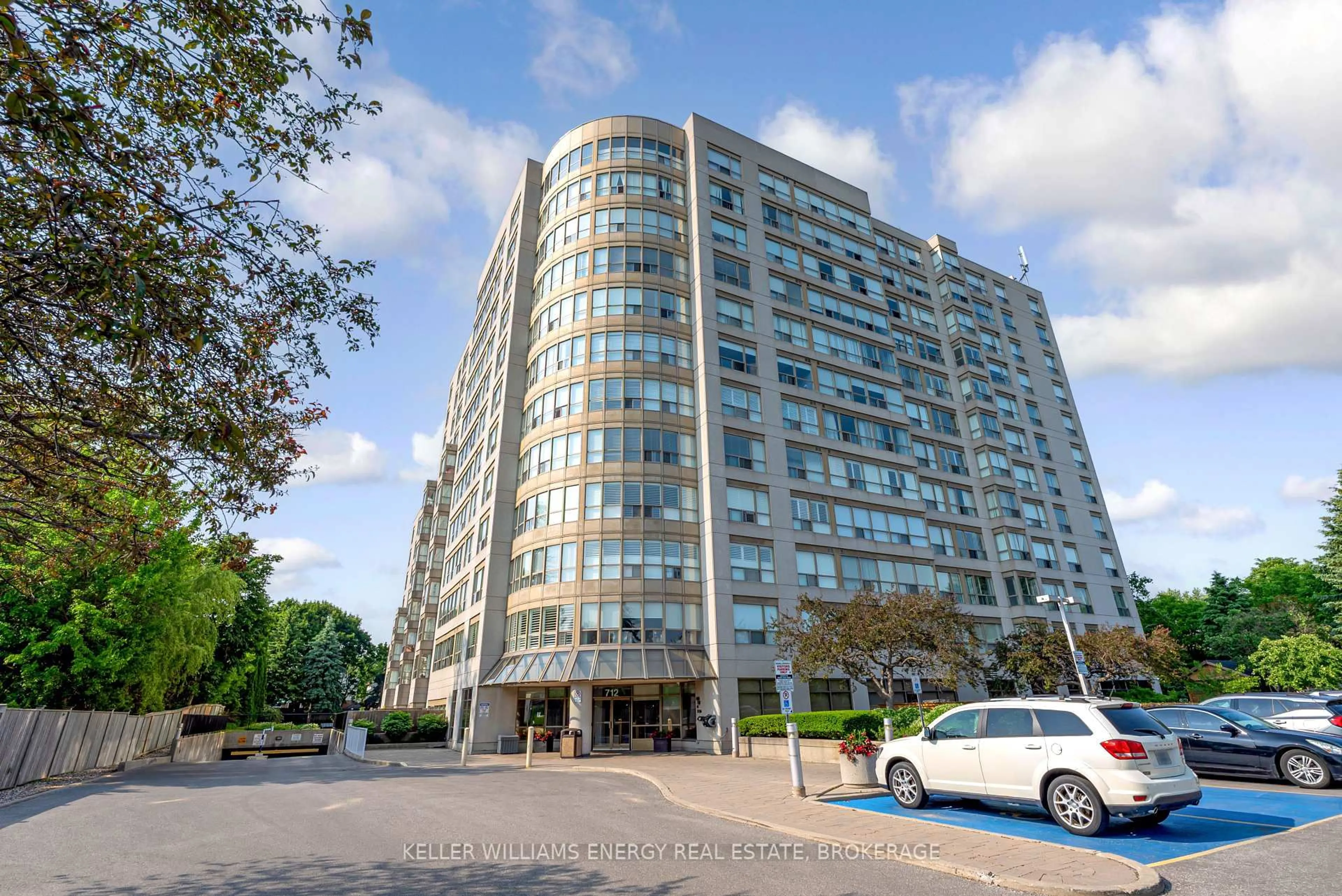 Unknown for 712 Rossland Rd #109, Whitby Ontario L1N 9E8
