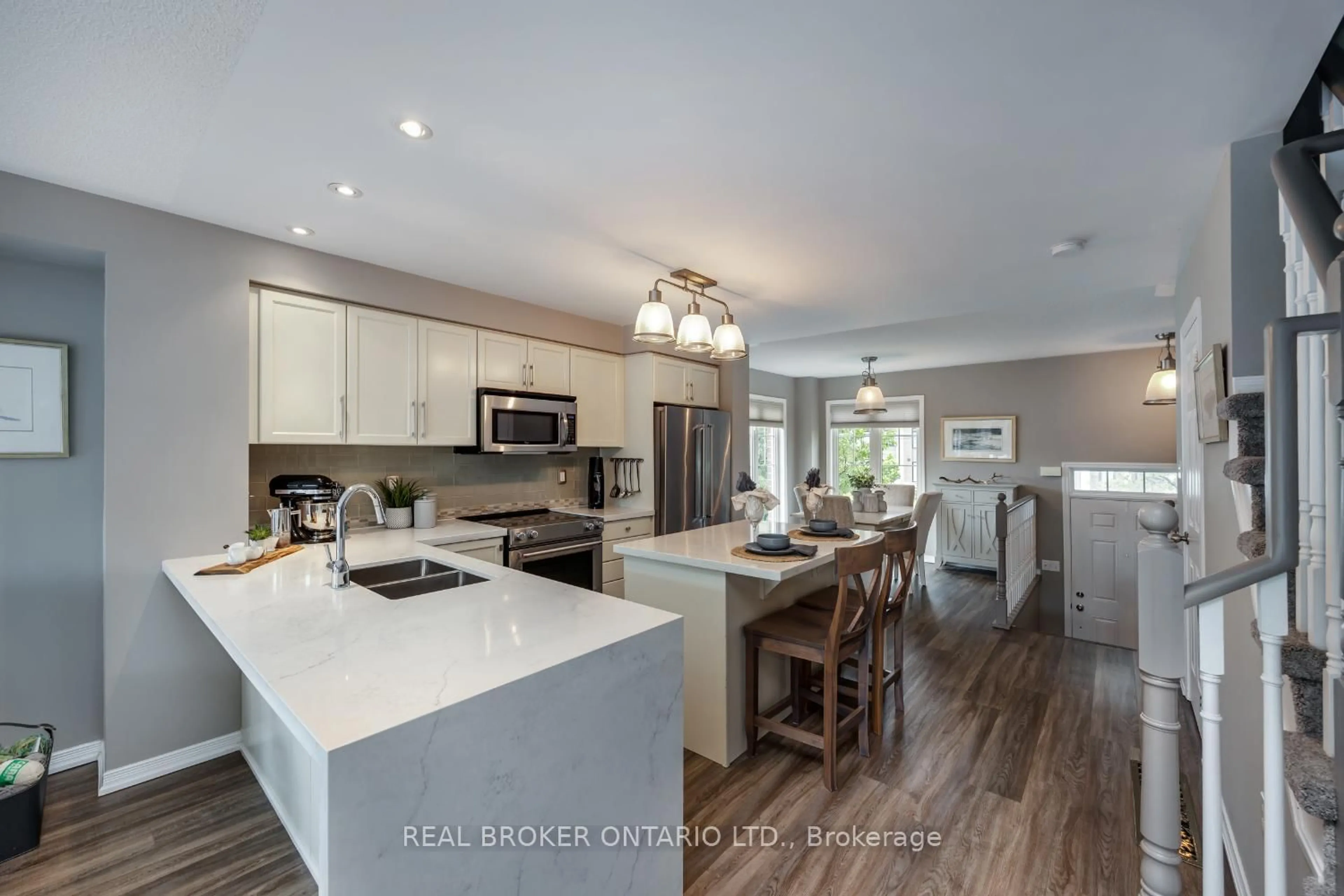 Open concept kitchen, unknown for 571 Longworth Ave #9, Clarington Ontario L1C 0H3