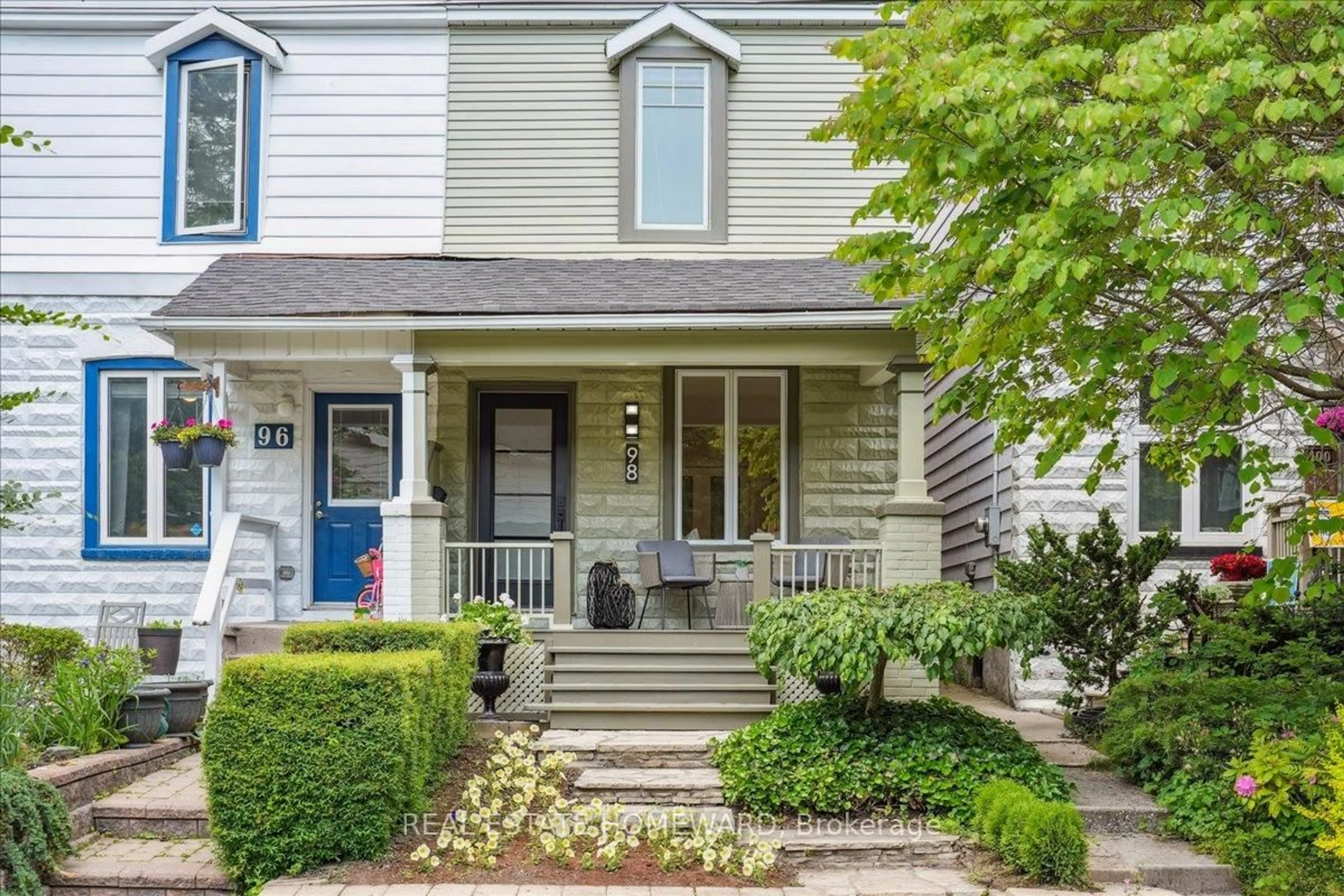 Home with vinyl exterior material, street for 98 Sparkhall Ave, Toronto Ontario M4K 1G8