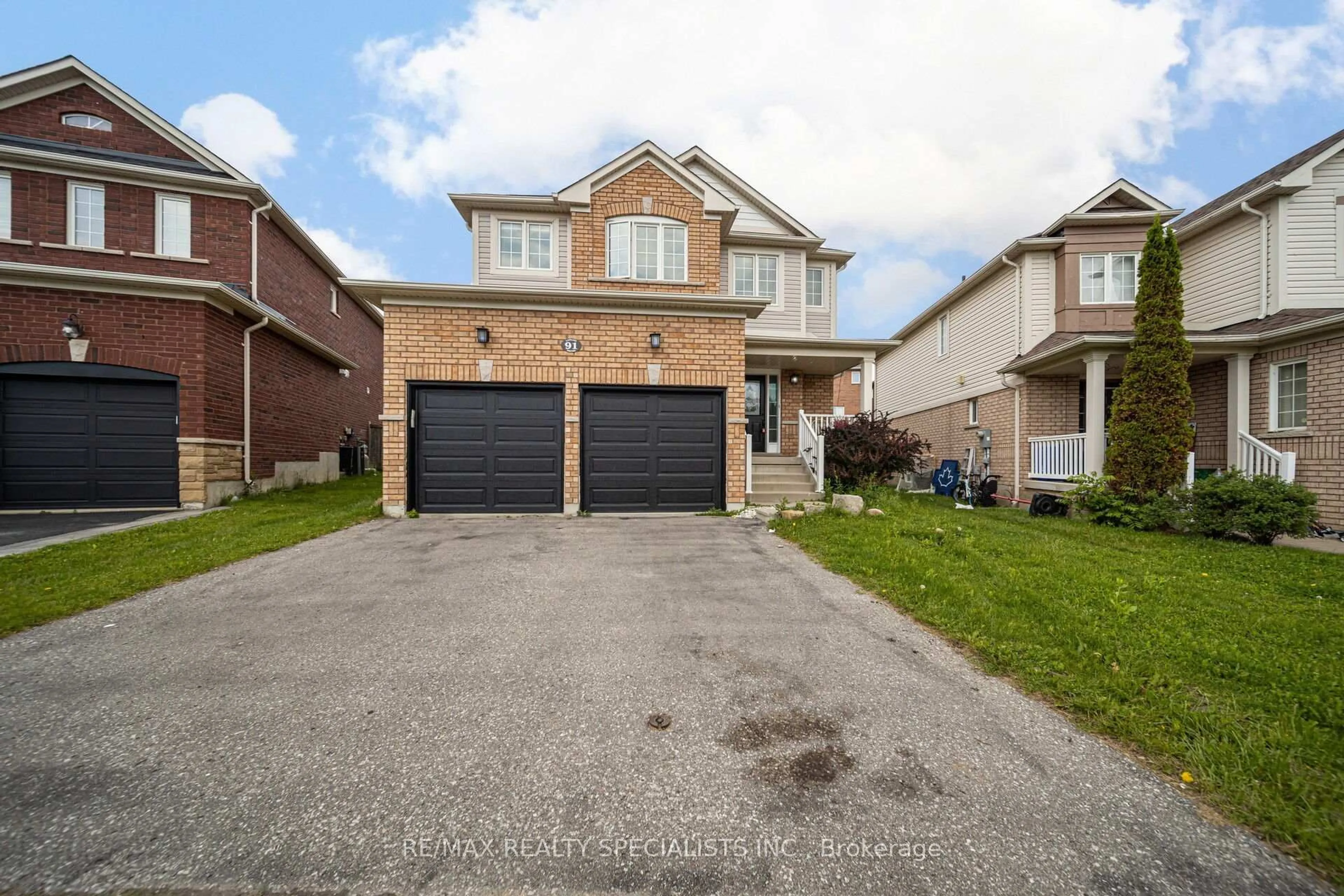 Home with brick exterior material, street for 91 Laprade Sq, Clarington Ontario L1C 0C9