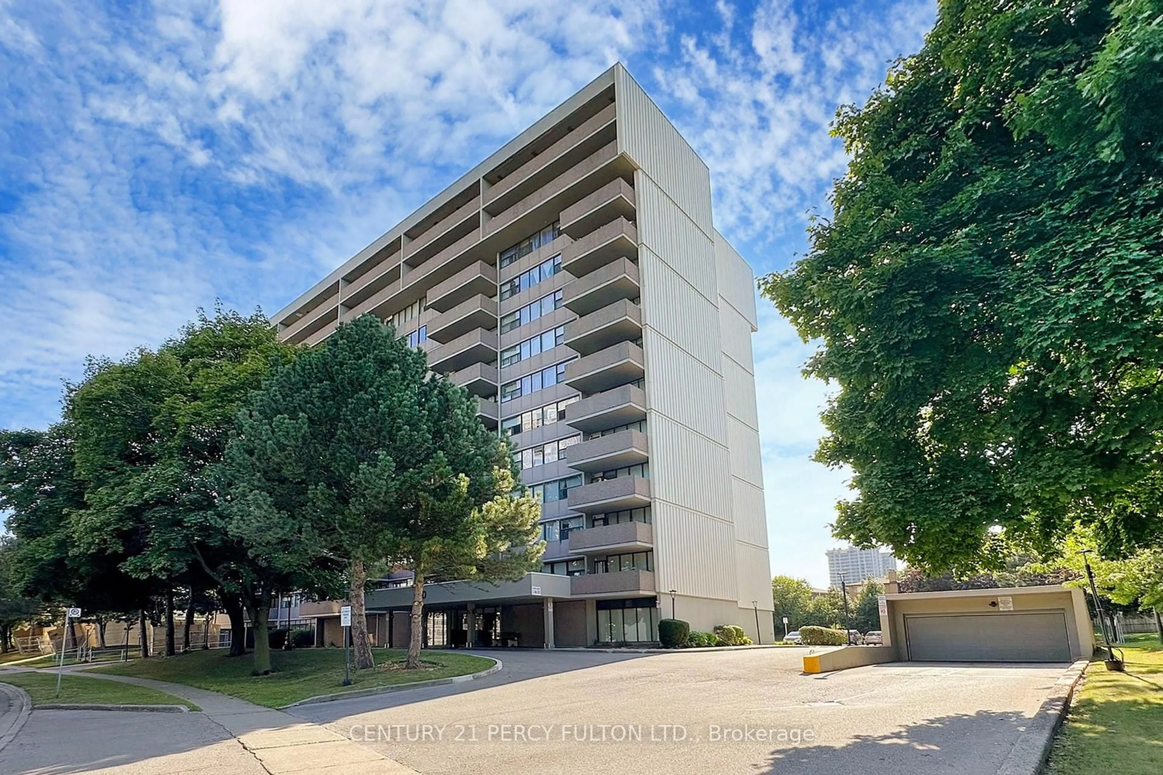A pic from outside/outdoor area/front of a property/back of a property/a pic from drone, building for 40 Bay Mills Blvd #708, Toronto Ontario M1T 3P5