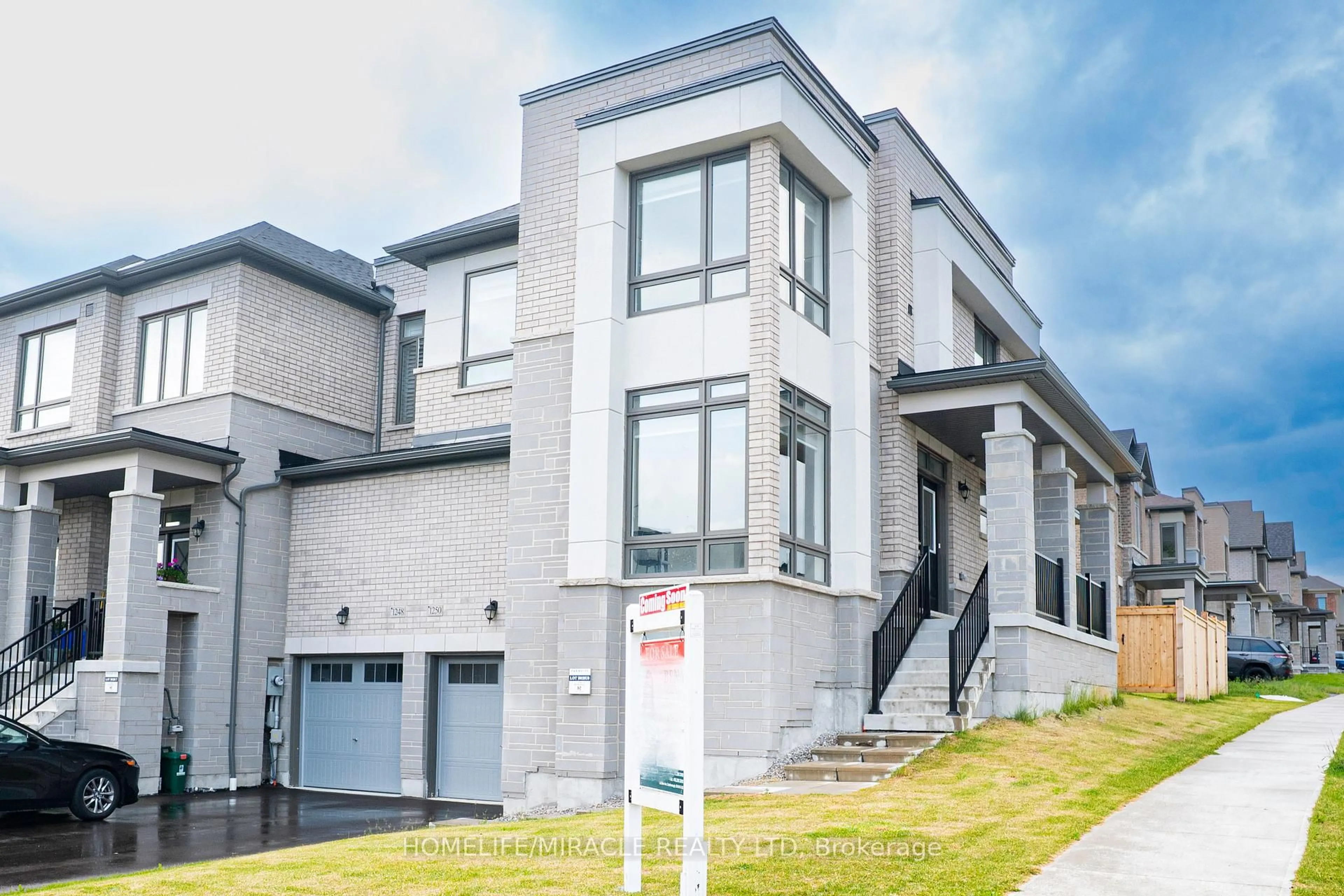 Home with brick exterior material, unknown for 1250 Rexton Dr, Oshawa Ontario L1H 8L7