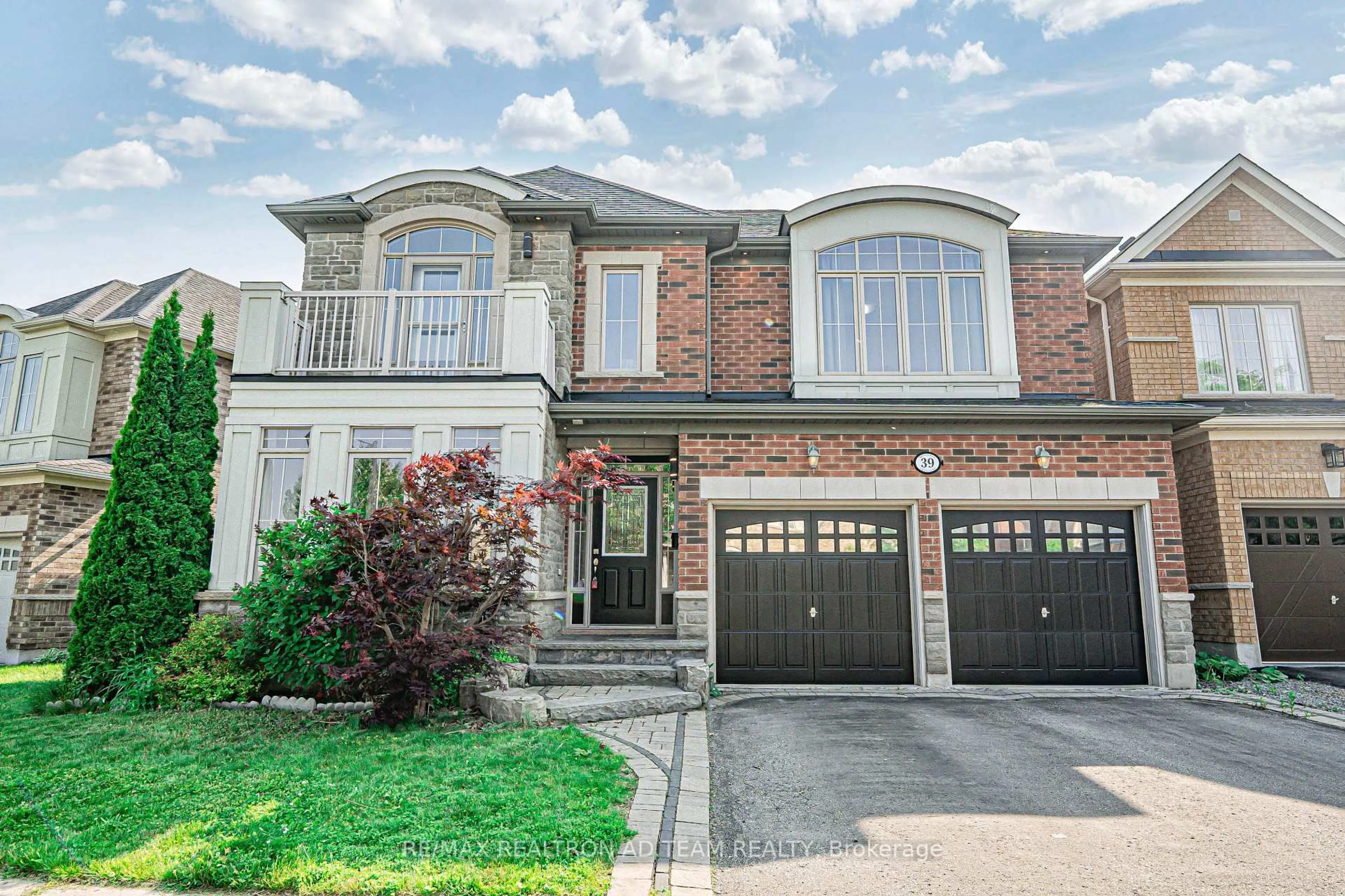 Home with brick exterior material, street for 39 Beverton Cres, Ajax Ontario L1T 0L8