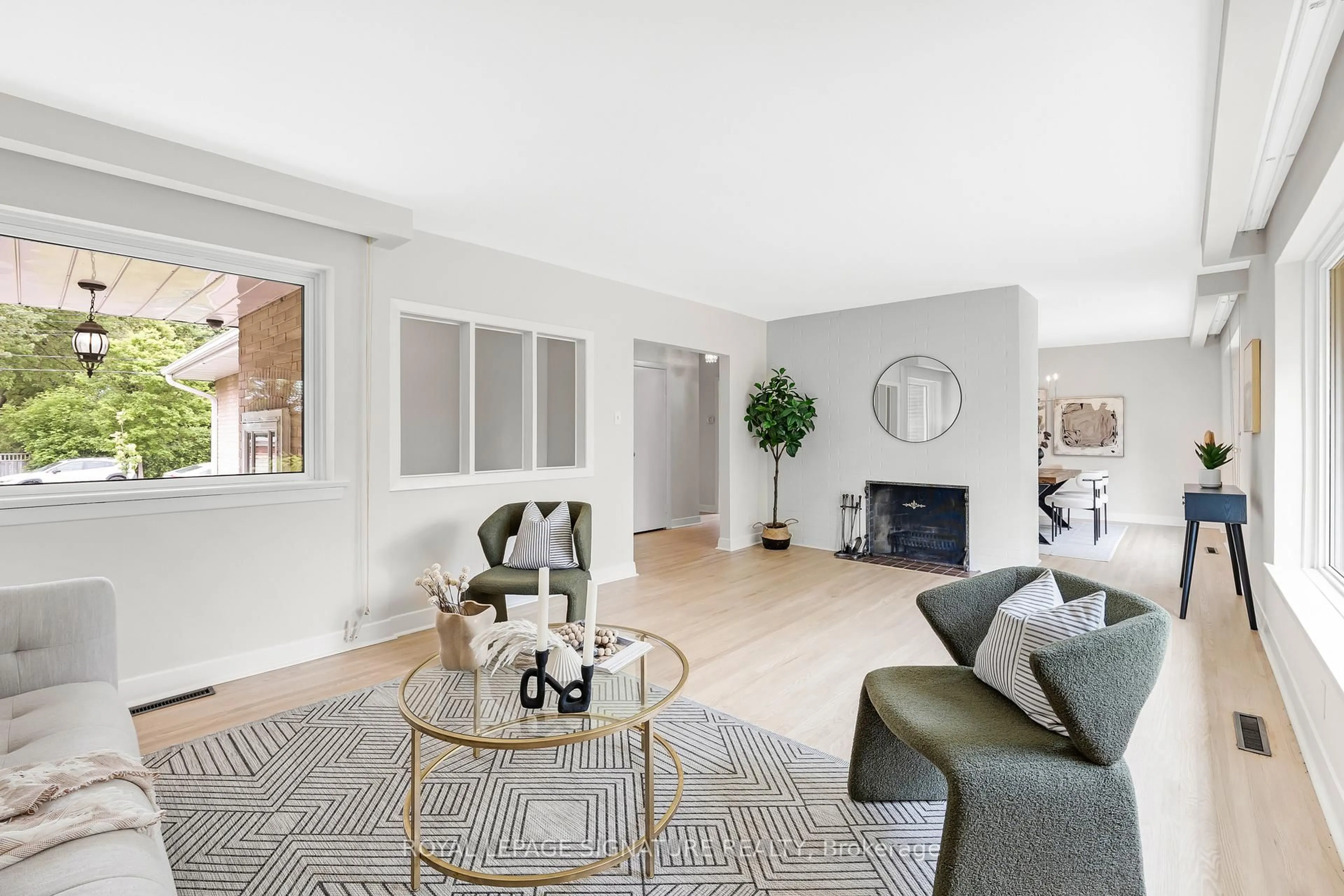 Living room with furniture, unknown for 15 Bugle Hill Rd, Toronto Ontario M1T 1C5