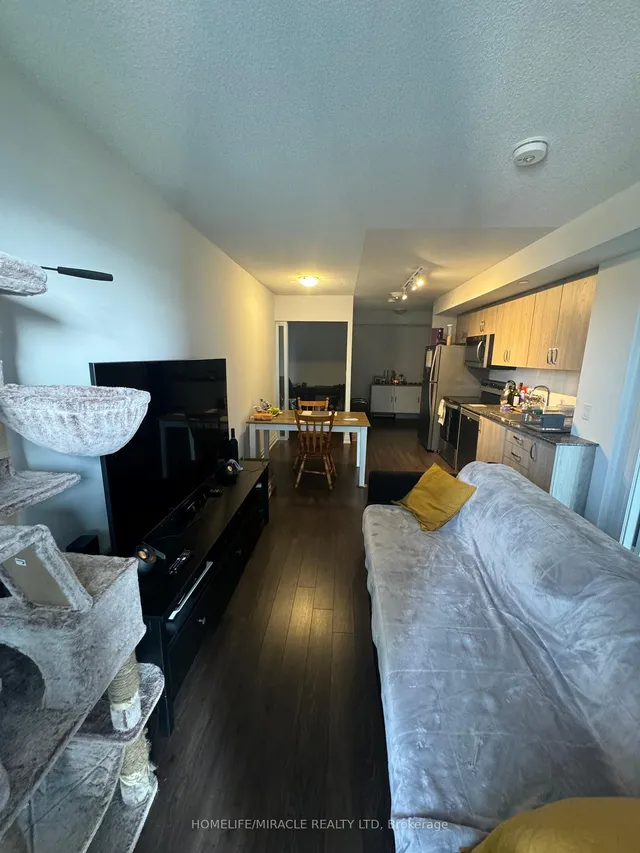 Additional property image - 20 Meadowglen Pl Unit 1610