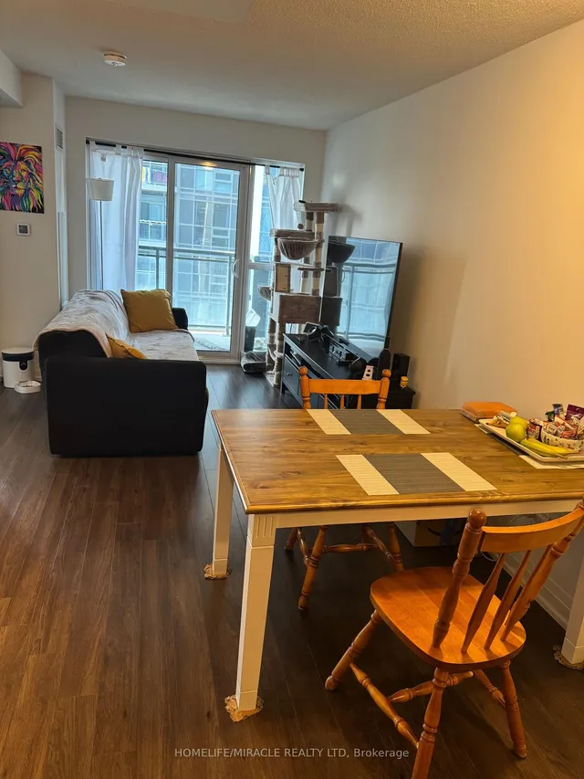 Additional property image - 20 Meadowglen Pl Unit 1610
