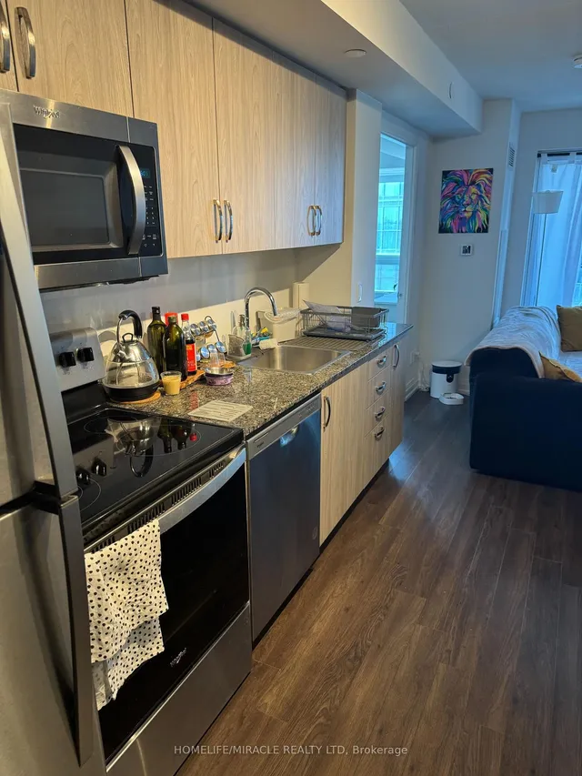 Additional property image - 20 Meadowglen Pl Unit 1610
