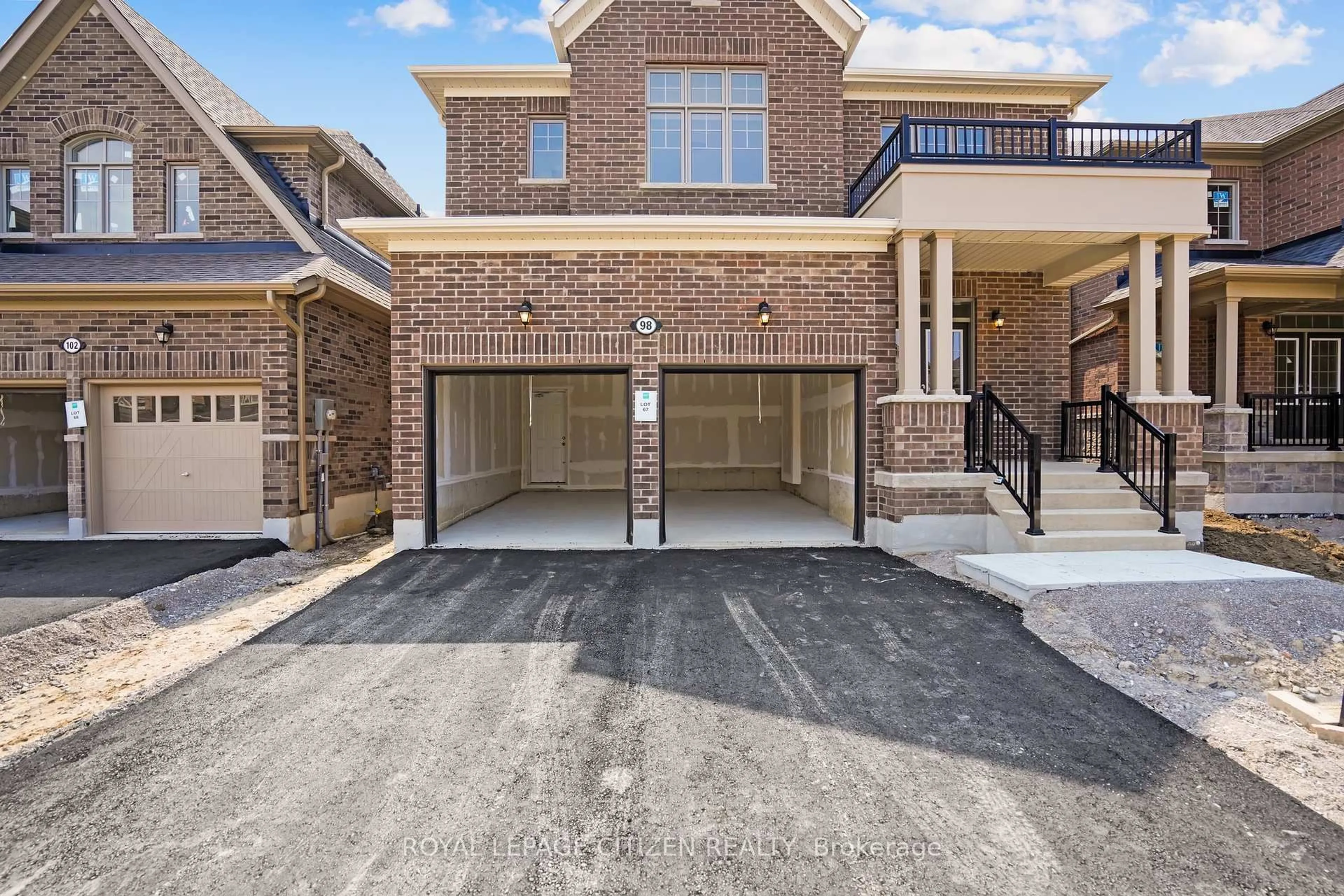 Home with brick exterior material, street for 98 North Garden Blvd, Scugog Ontario L9L 0E1