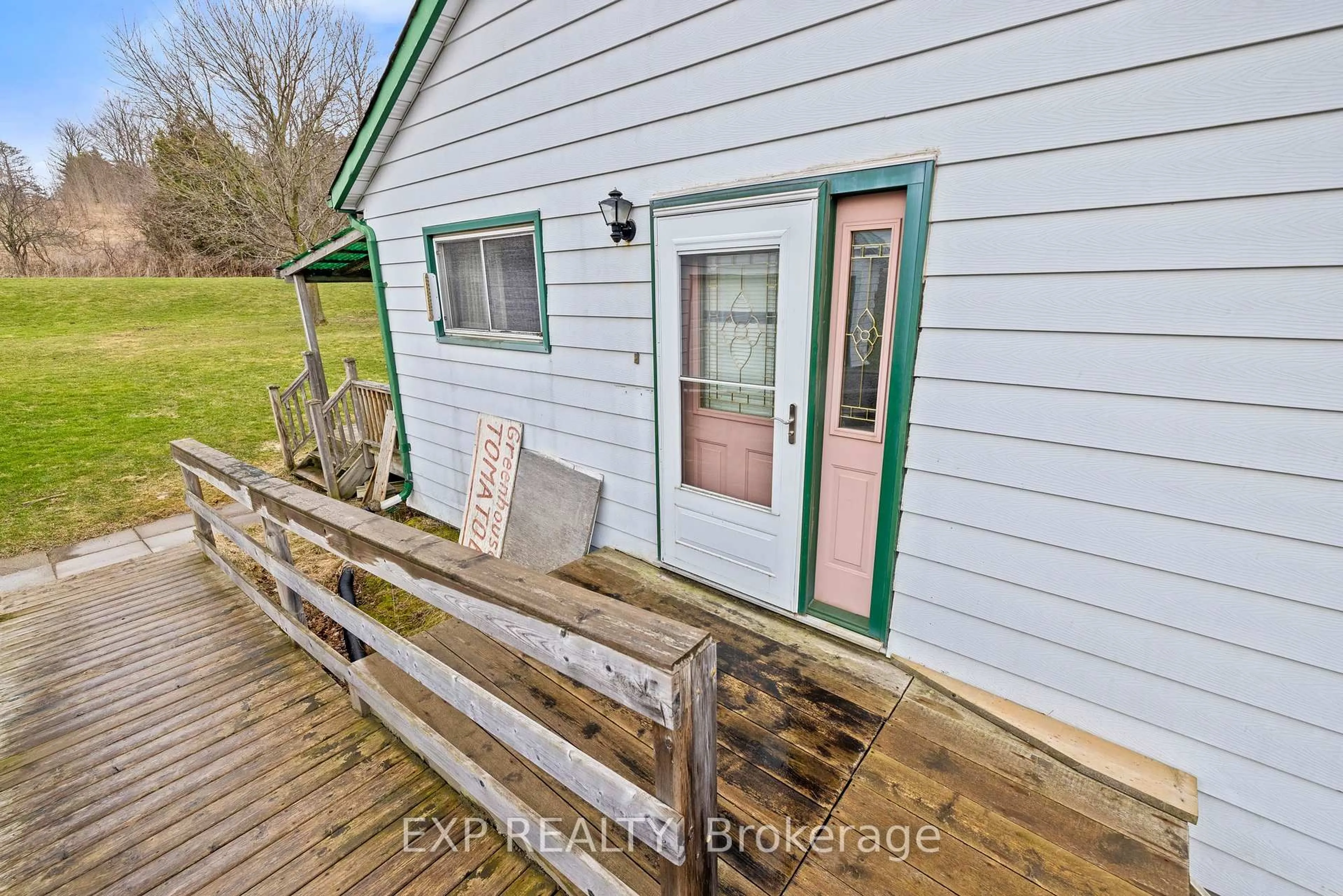 Unknown for 3070 Taunton Rd, Clarington Ontario L1C 7A6