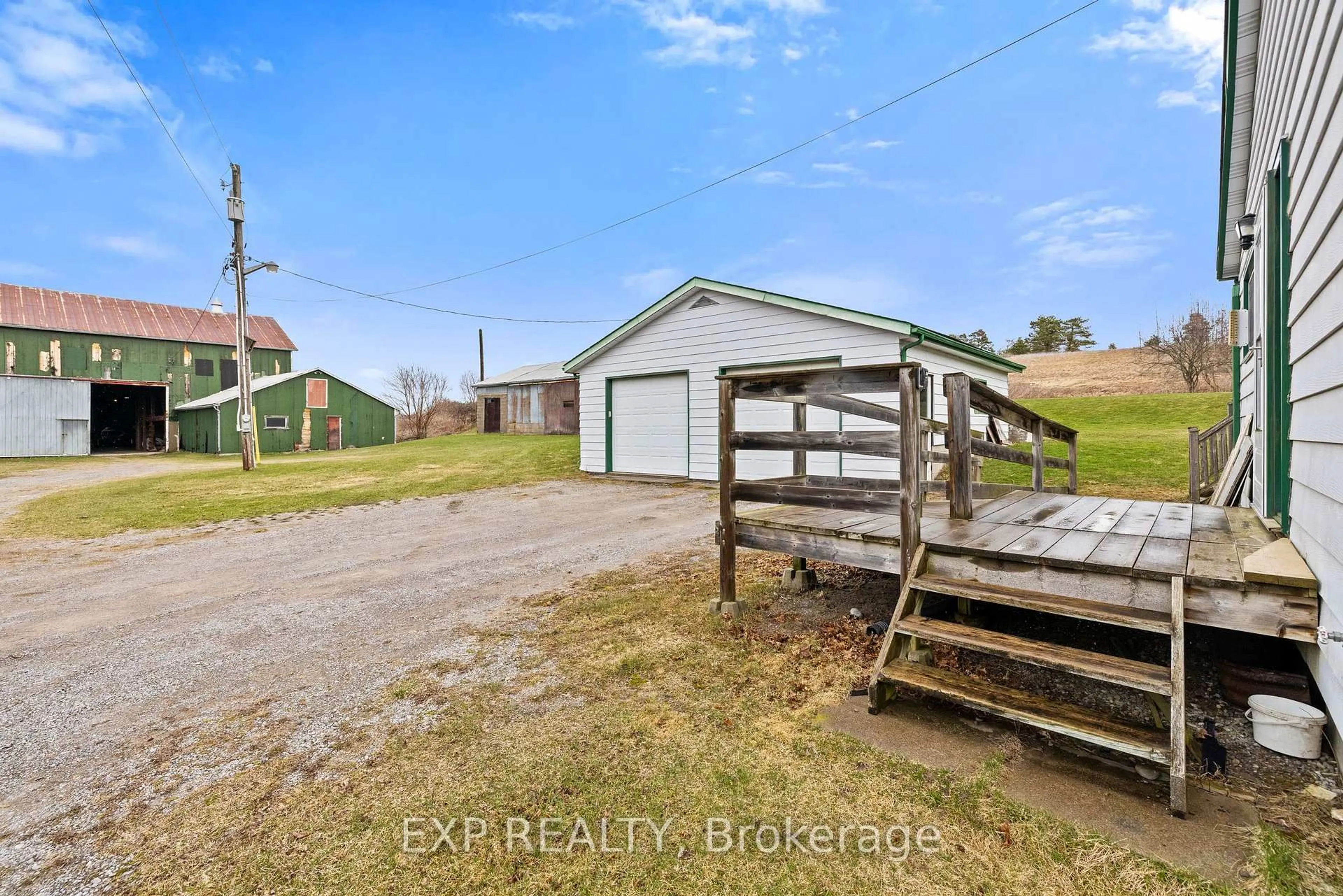 A pic from outside/outdoor area/front of a property/back of a property/a pic from drone, unknown for 3070 Taunton Rd, Clarington Ontario L1C 7A6
