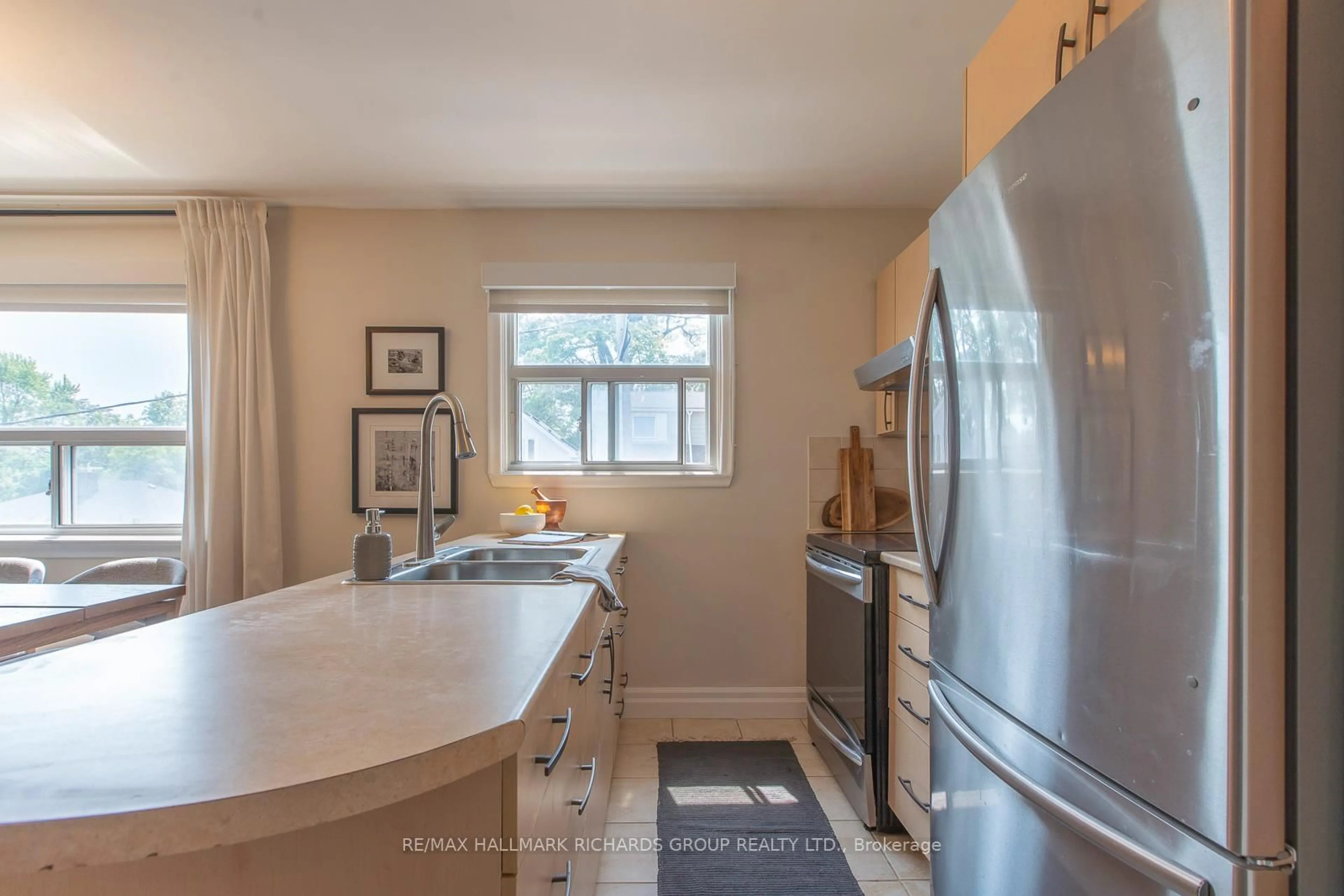 Unknown for 159 Bellefair Ave, Toronto Ontario M4L 3V1