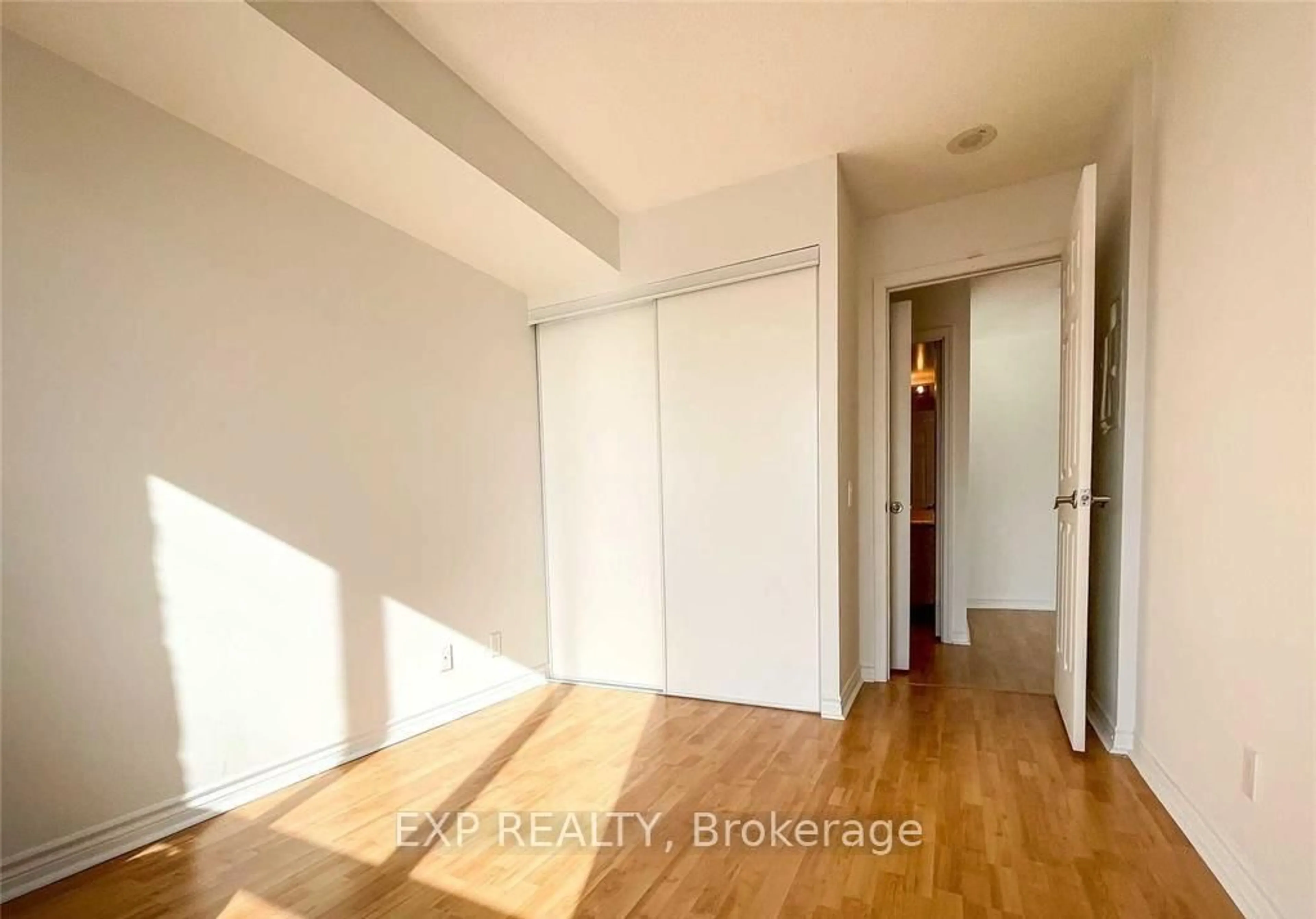 A pic of a room for 18 Mondeo Dr #742, Toronto Ontario M1P 5C8