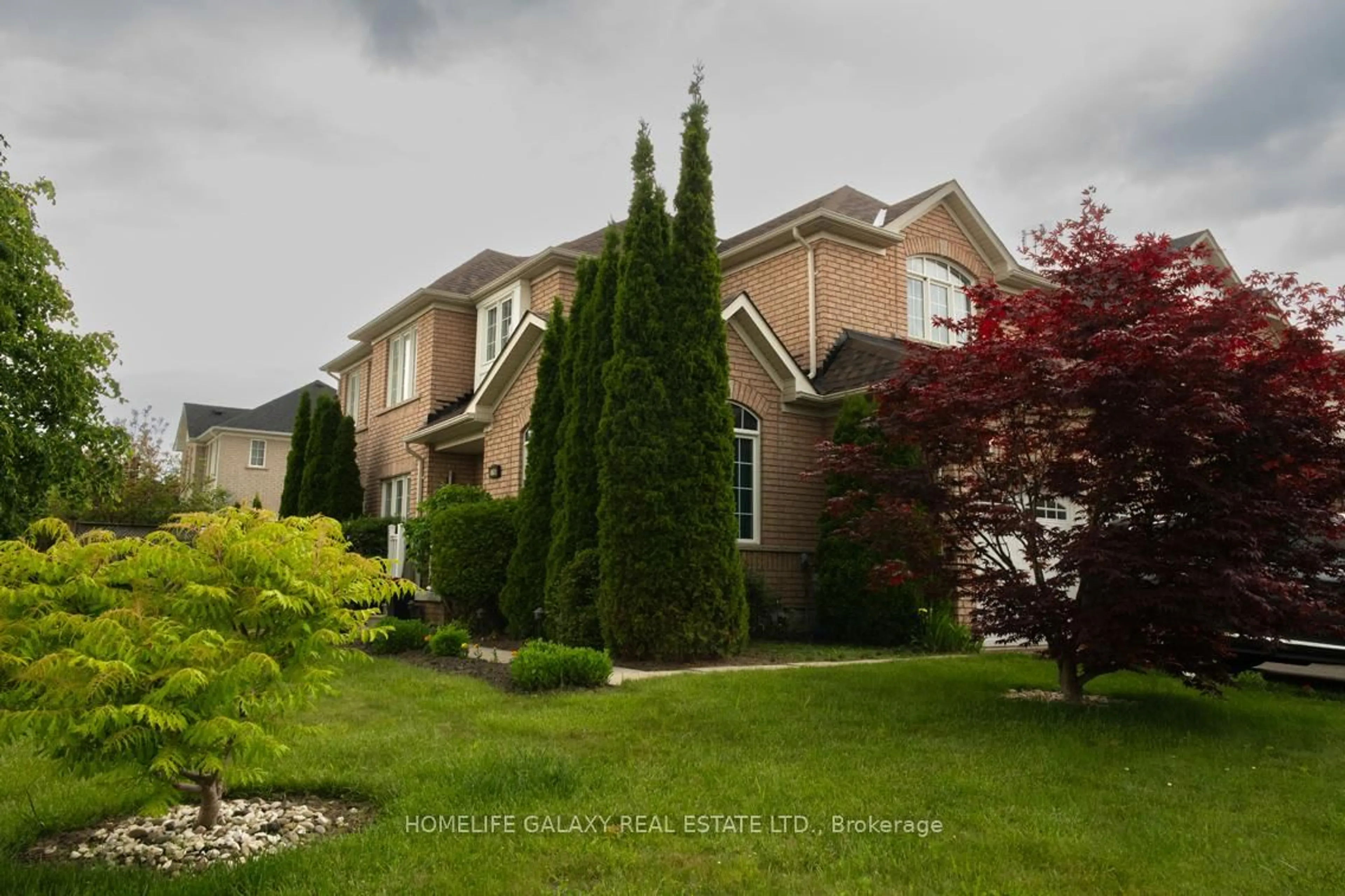 Home with brick exterior material, unknown for 1768 Birchview Dr, Oshawa Ontario L1K 3C1