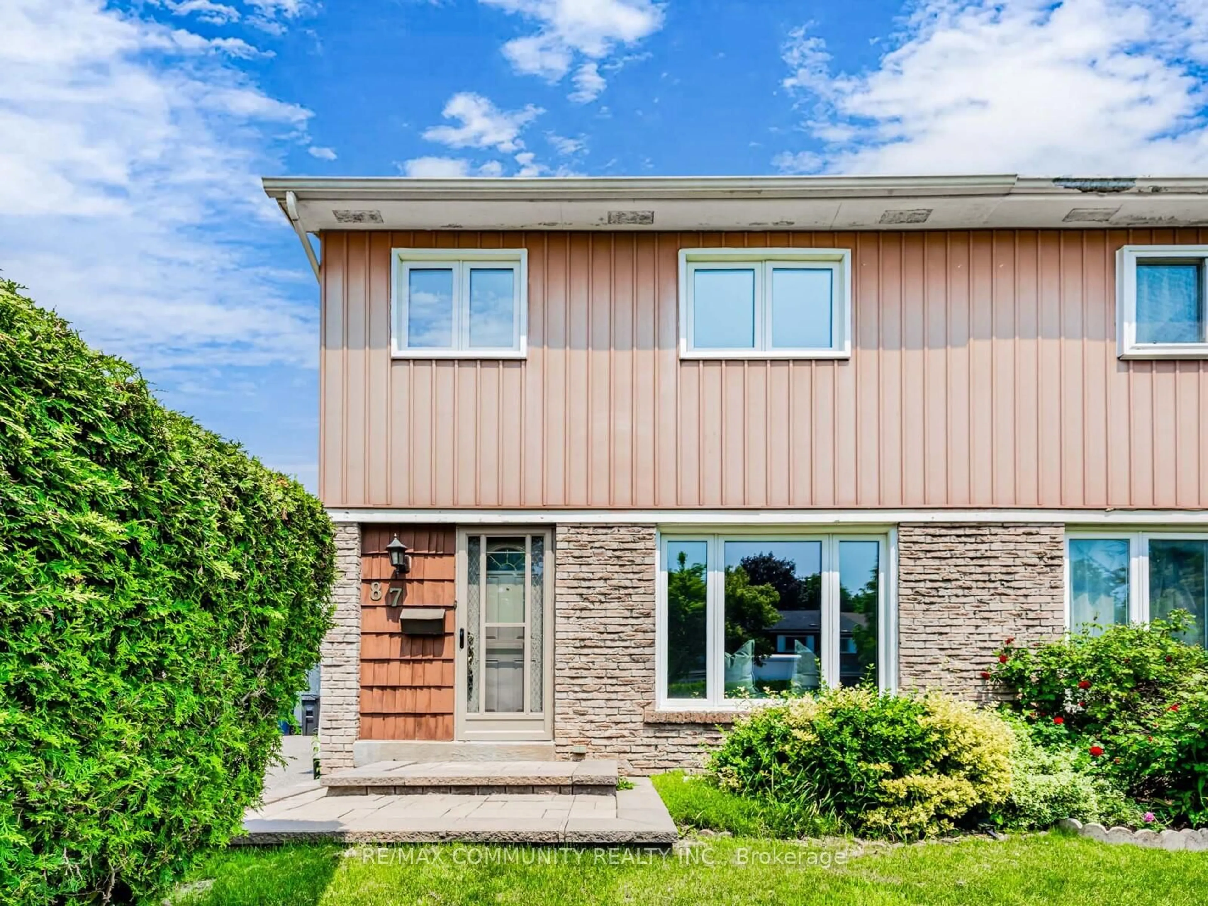 Home with brick exterior material, street for 87 Lowry Sq, Toronto Ontario M1B 1N7