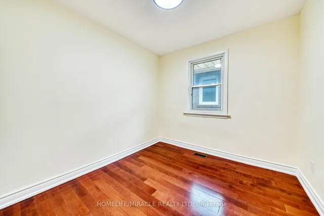 Additional property image - 74 Mountland Dr