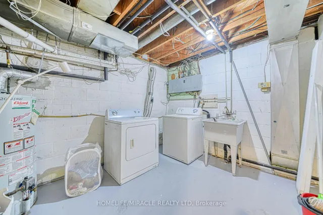 Additional property image - 74 Mountland Dr