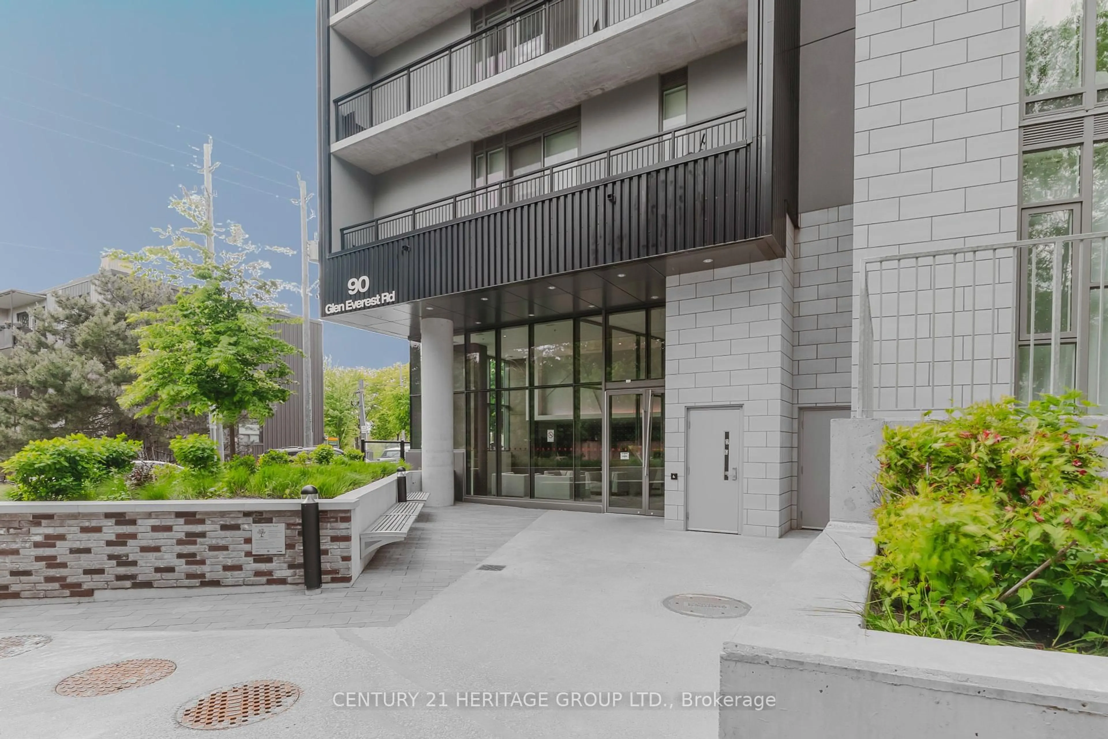 Indoor foyer for 90 GLEN EVEREST Rd #912, Toronto Ontario M1N 0C3