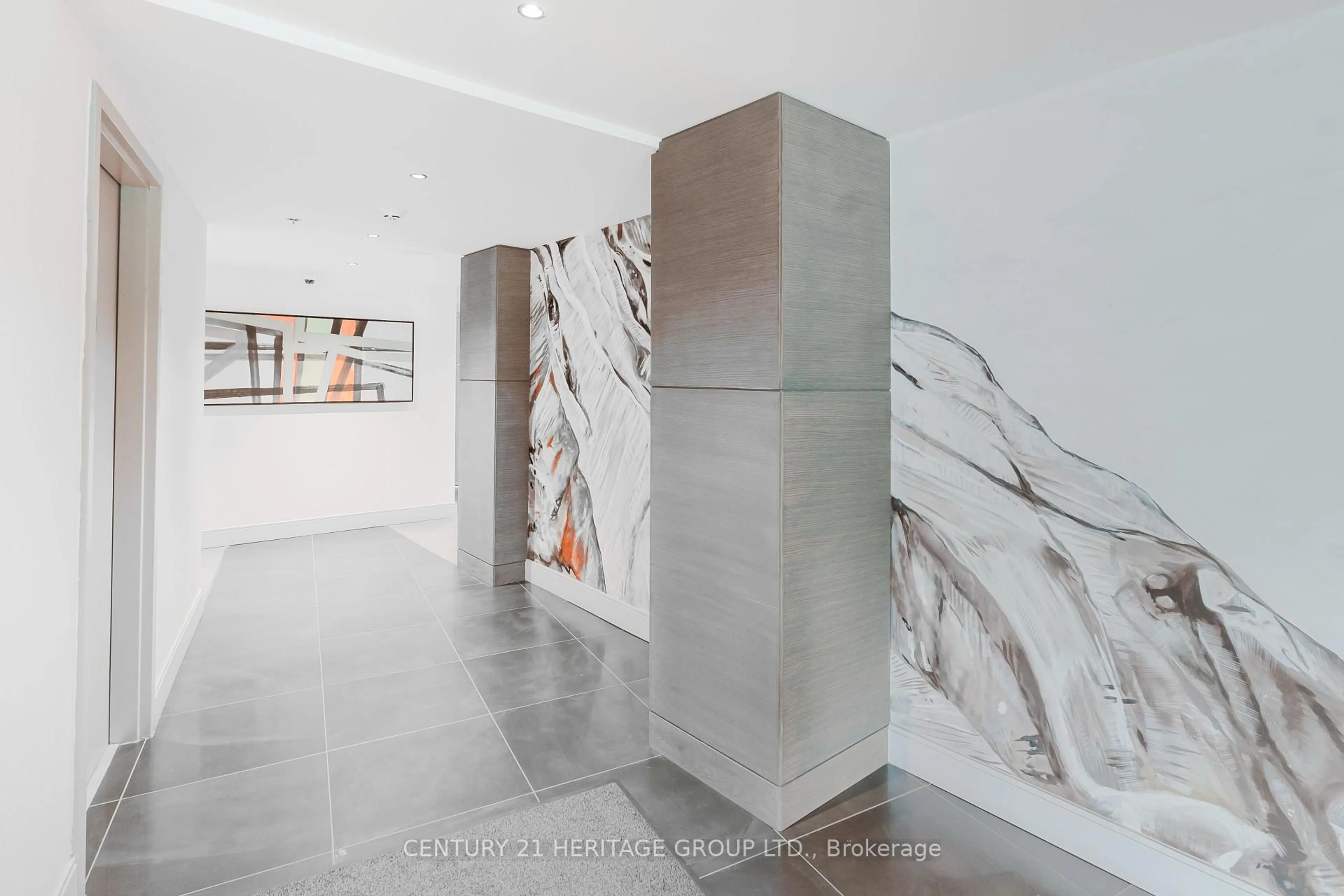 Indoor foyer for 90 GLEN EVEREST Rd #912, Toronto Ontario M1N 0C3