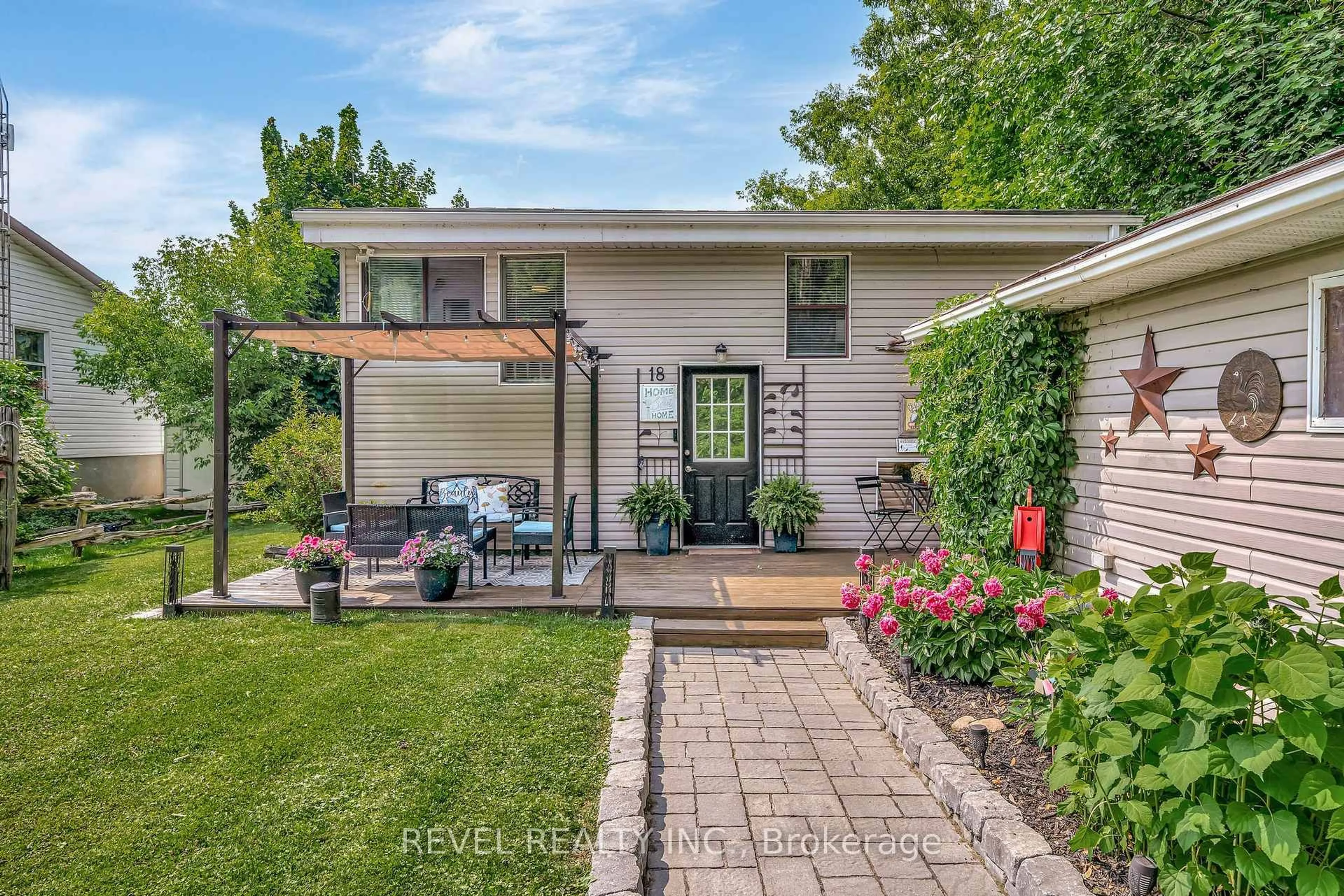 Home with brick exterior material, street for 18 Armstrong Ave, Scugog Ontario L0B 1L0