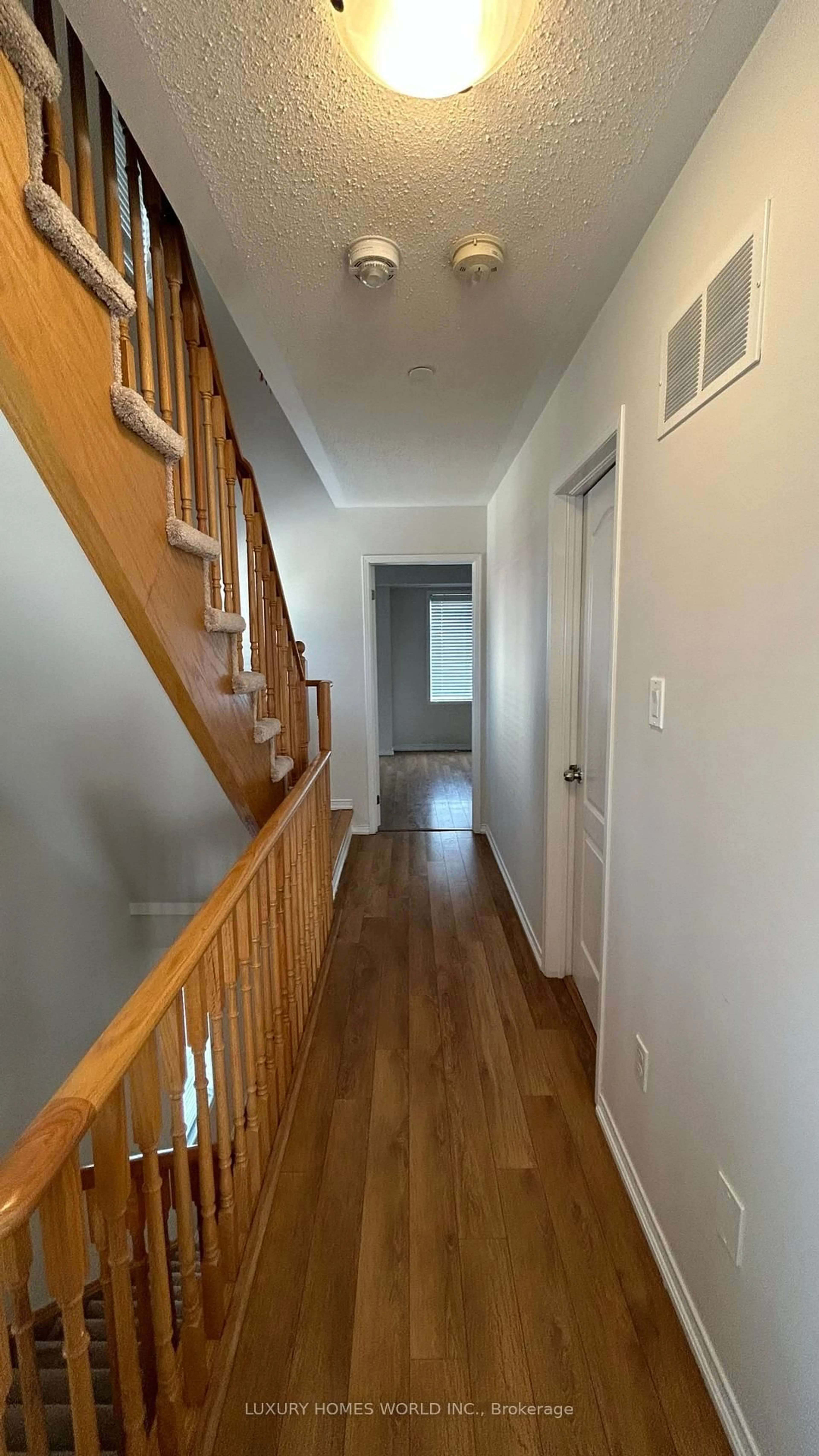 Unknown for 2552 Bromus Path #8, Oshawa Ontario L1L 0K7
