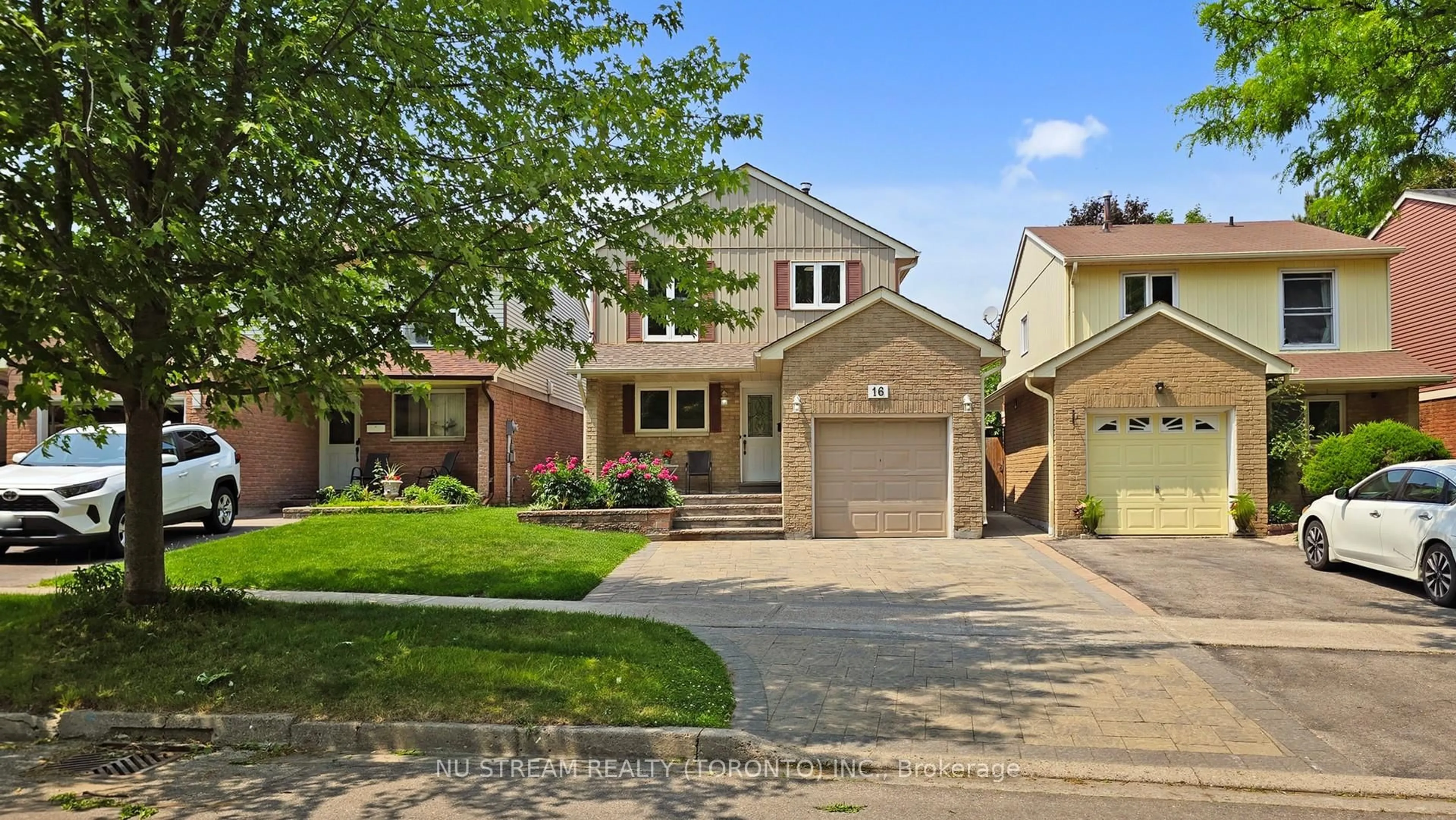 Home with brick exterior material, street for 16 Caronia Sq, Toronto Ontario M1B 2Z8