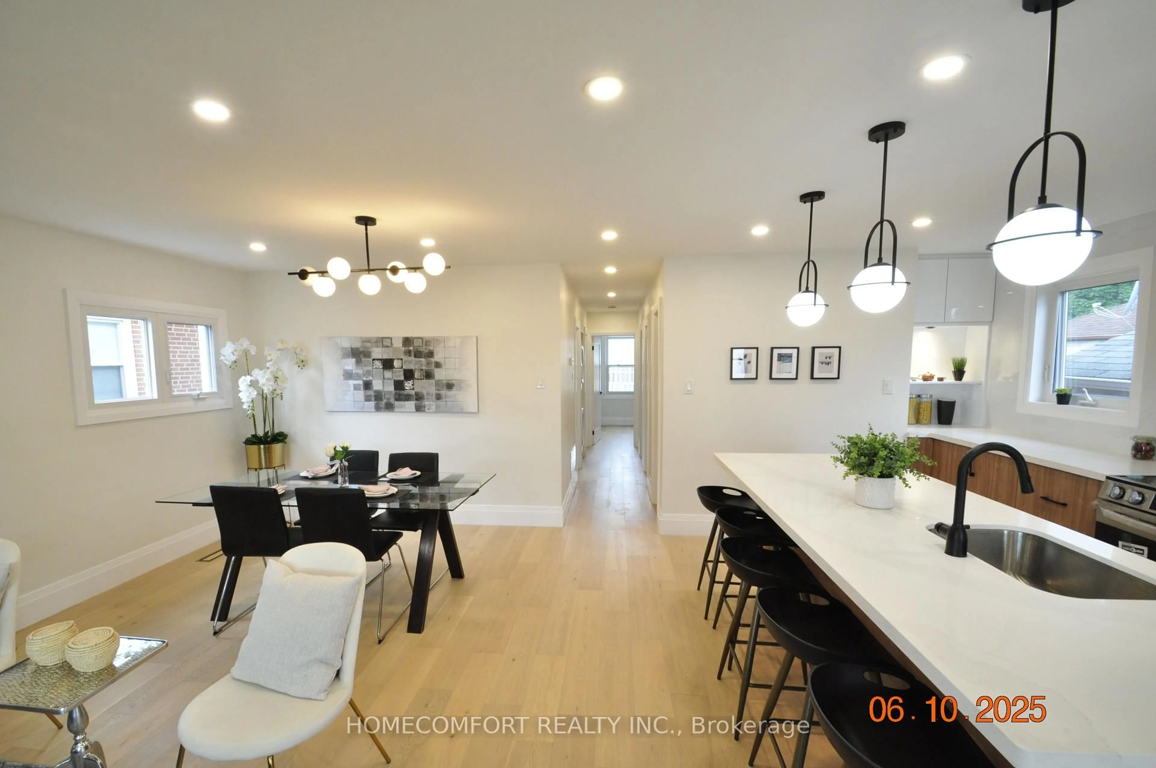 Open concept kitchen, unknown for 34 Crosland Dr, Toronto Ontario M1R 4M8