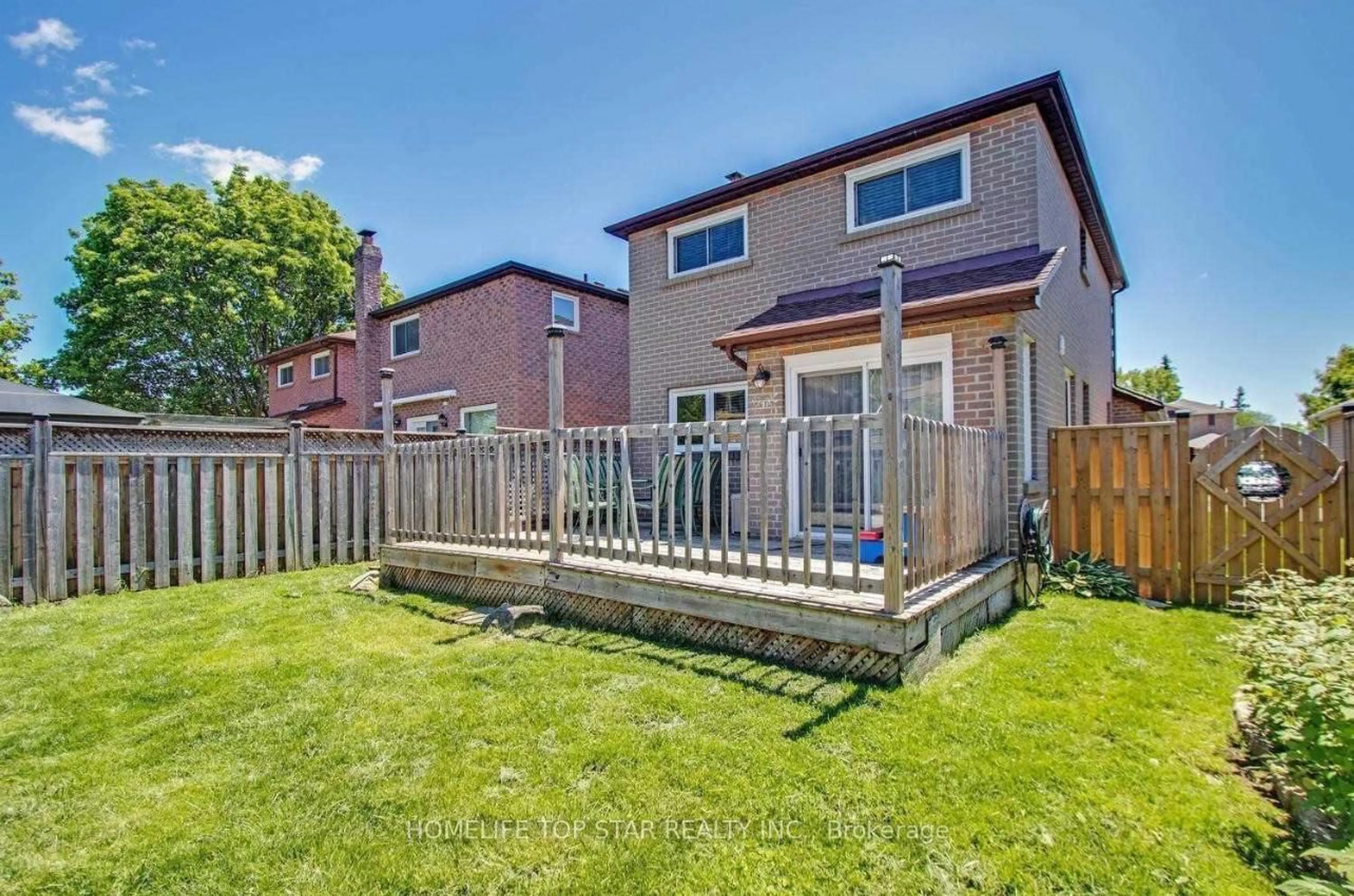 Unknown for 32 Millington Cres, Ajax Ontario L1T 1R3