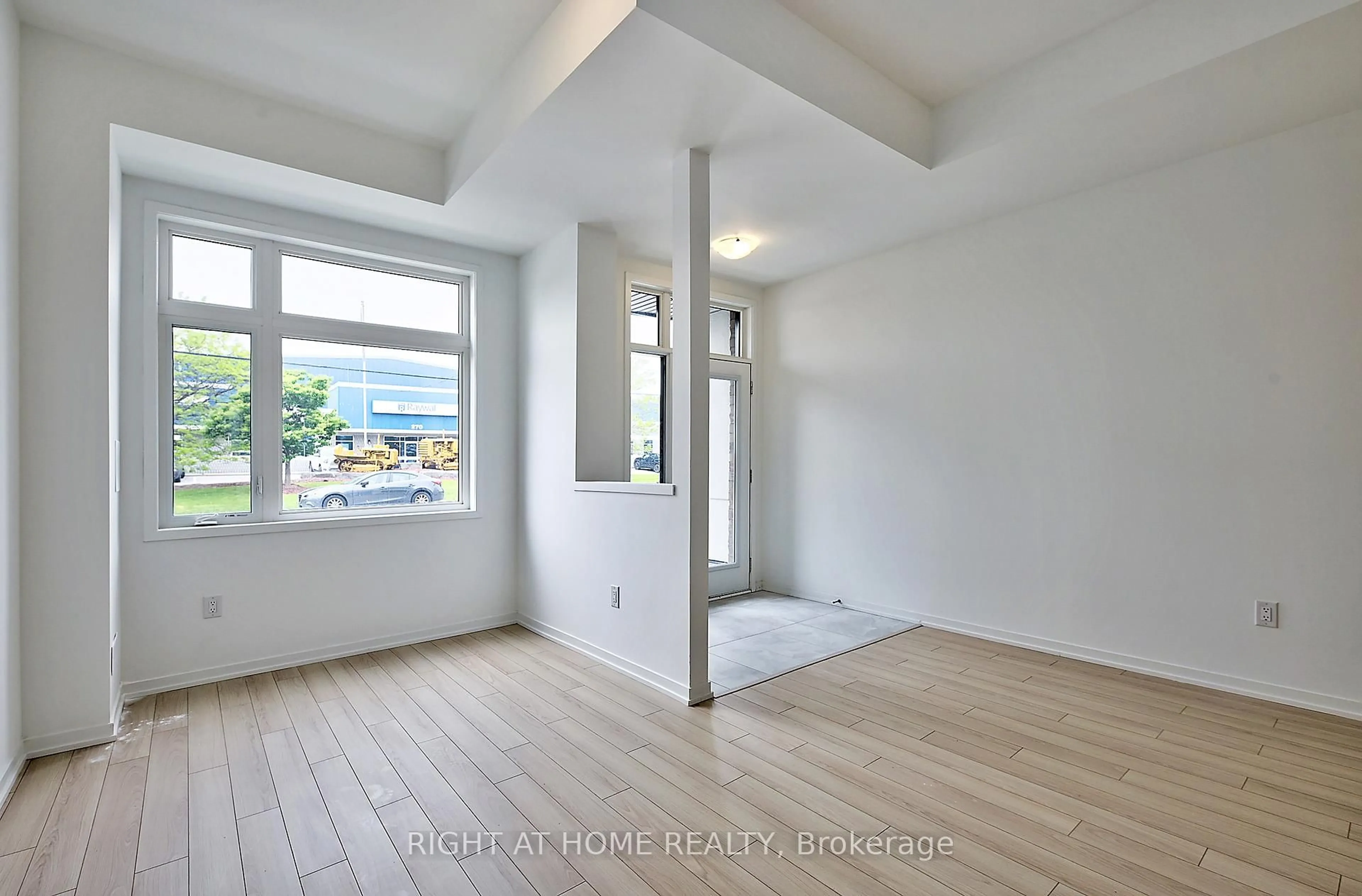 A pic of a room for 219 Monarch Ave, Ajax Ontario L1S 7M3