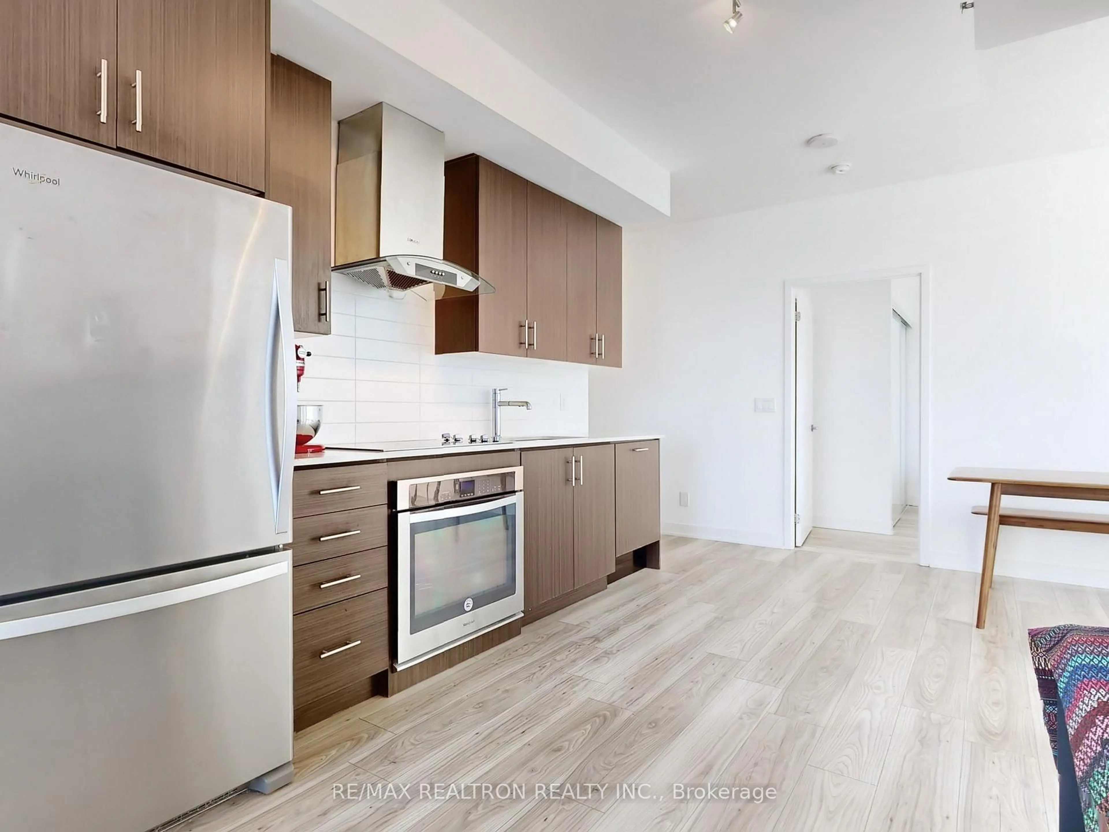Standard kitchen, wood/laminate floor for 195 Bonis Ave #603, Toronto Ontario M1T 0A5