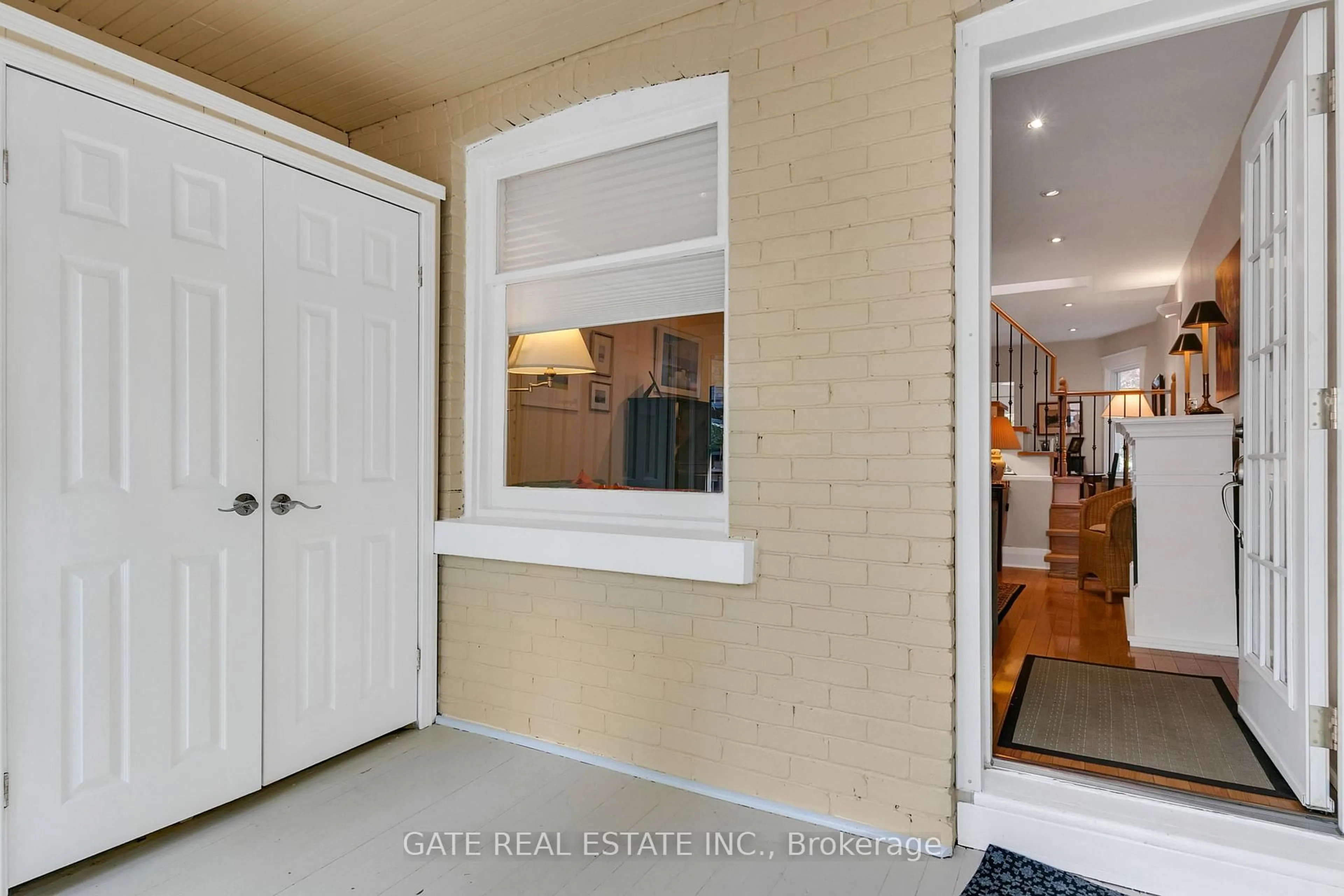Indoor entryway for 3 Norway Ave, Toronto Ontario M4L 1P7