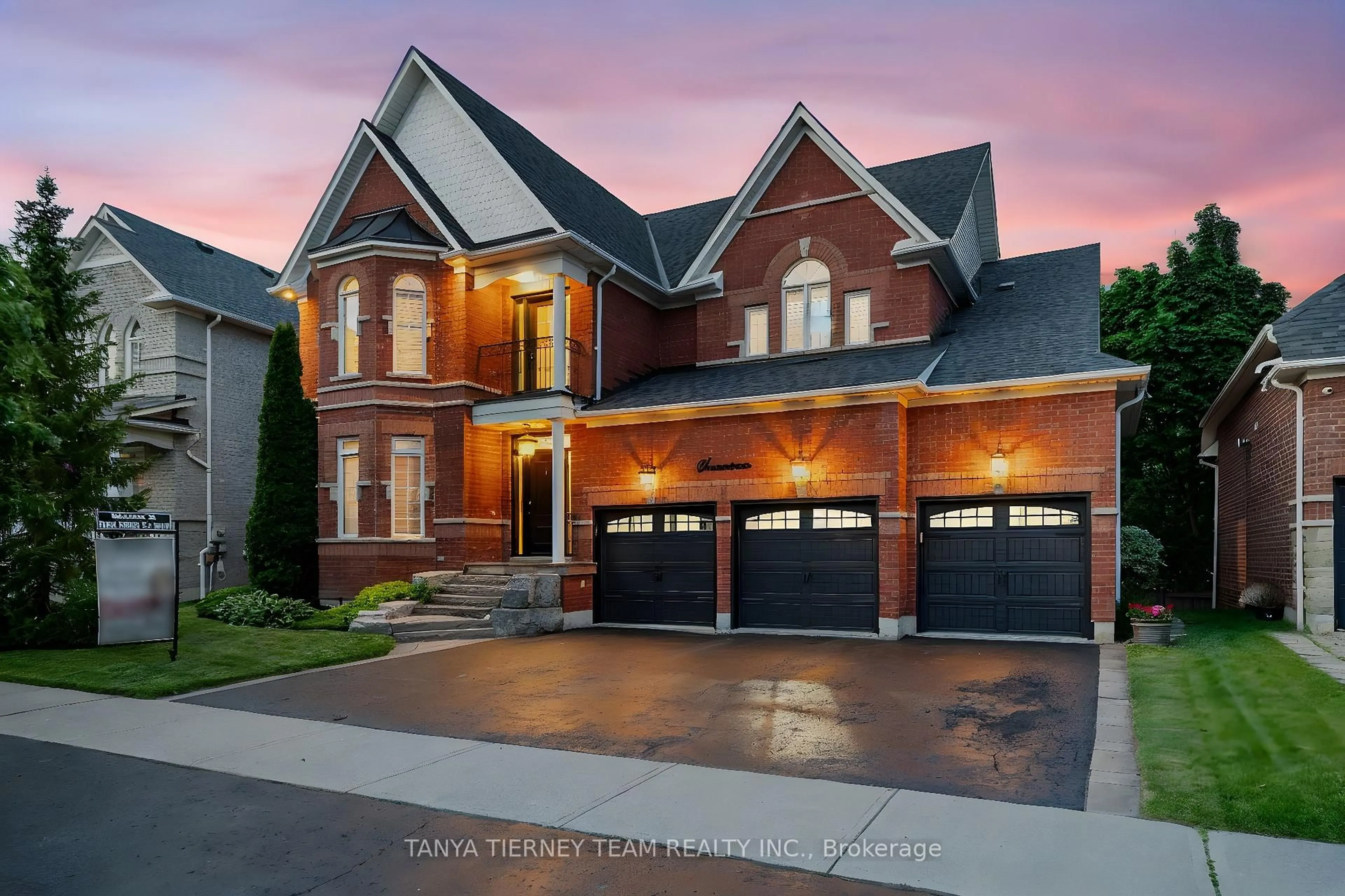 Home with brick exterior material, street for 17 Covington Dr, Whitby Ontario L1M 2K6