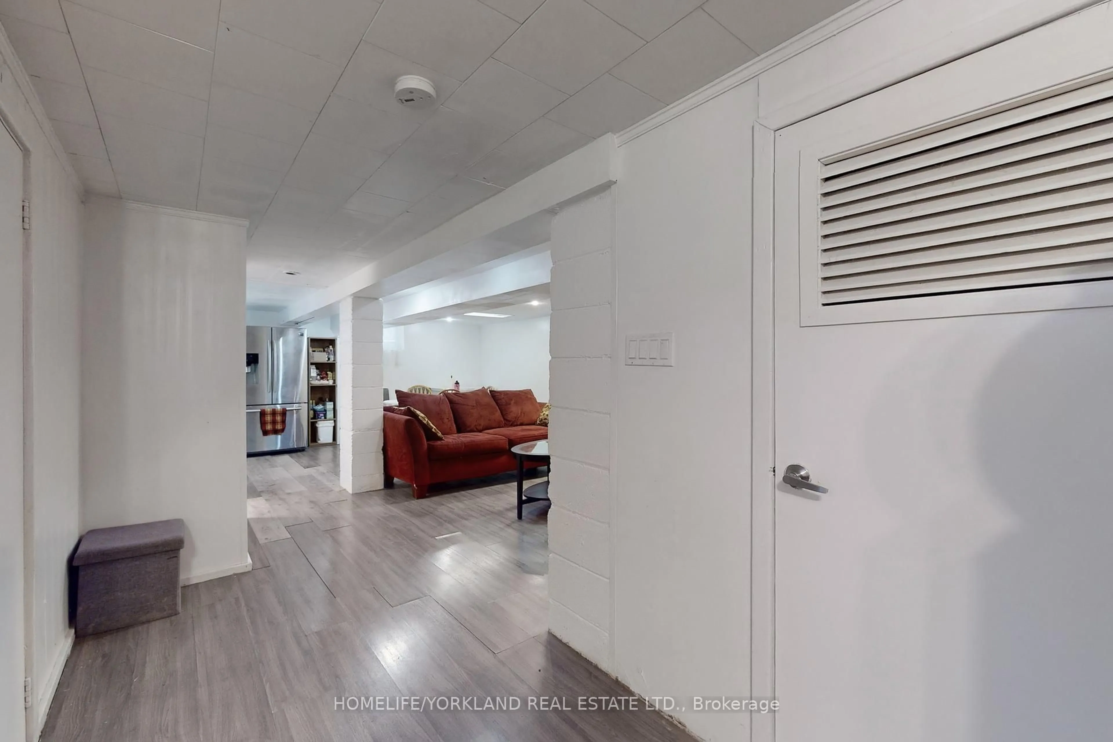 Unknown for 30 Merrian Rd, Toronto Ontario M1K 3M7