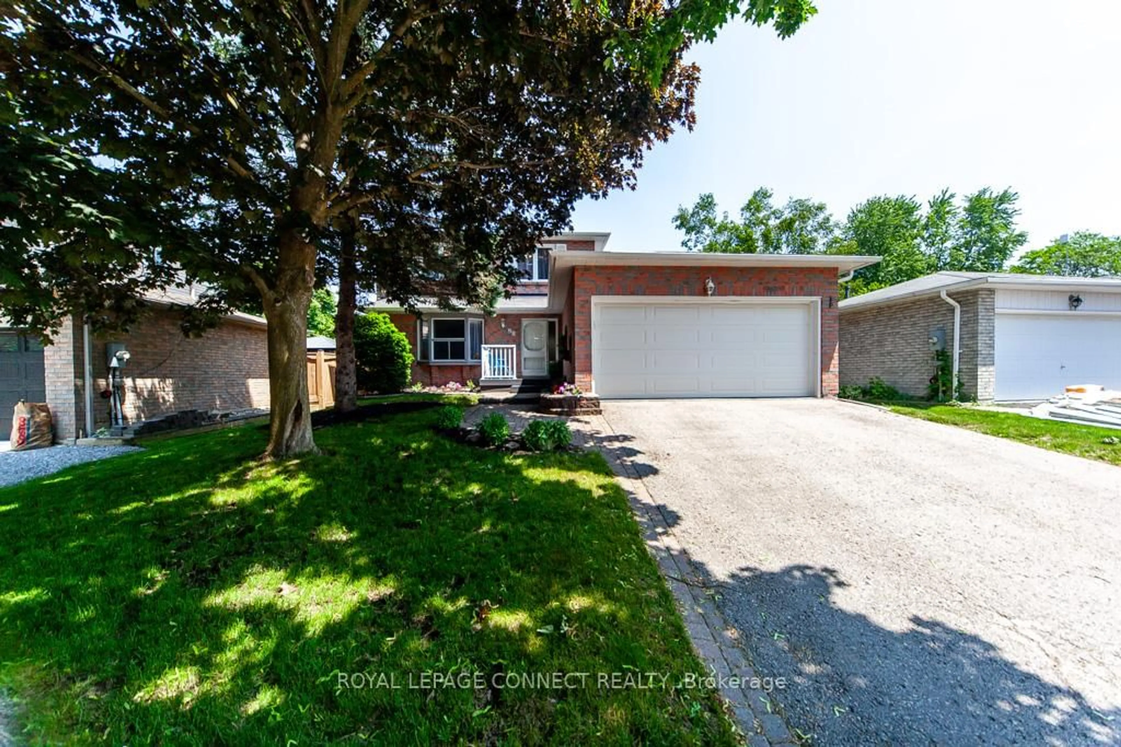 A pic from outside/outdoor area/front of a property/back of a property/a pic from drone, street for 98 Chester Cres, Scugog Ontario L9L 1K8