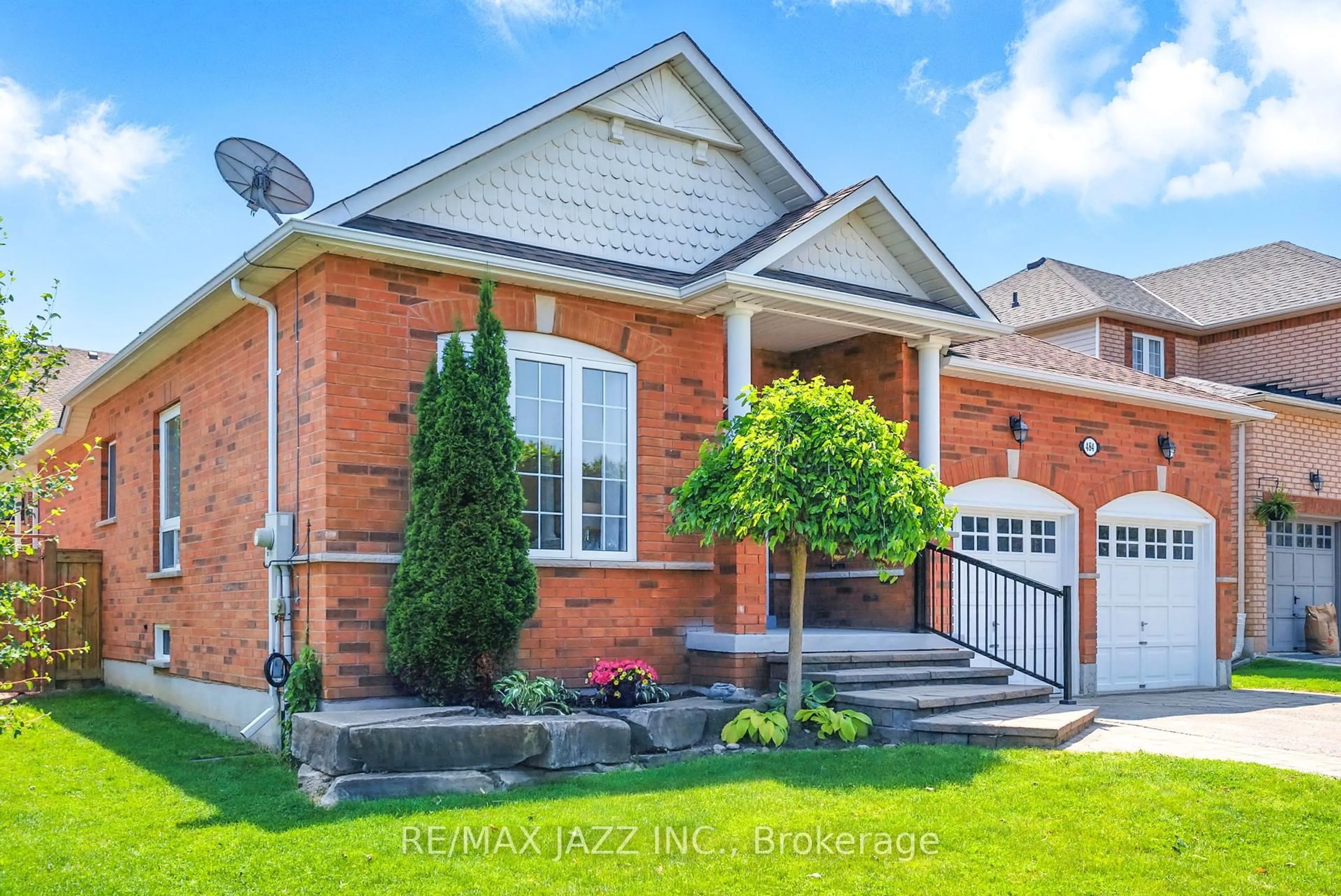 Home with brick exterior material, street for 484 Victoria St, Scugog Ontario L9L 1V2