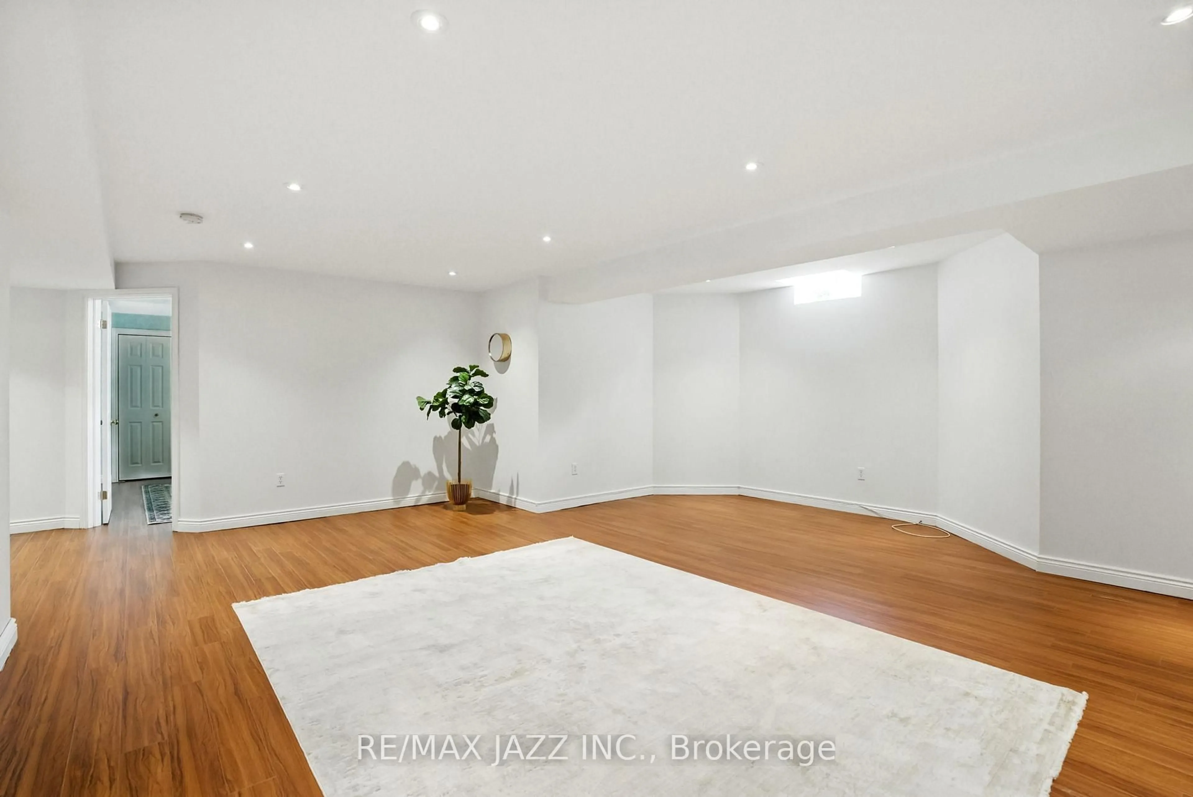 A pic of a room for 484 Victoria St, Scugog Ontario L9L 1V2
