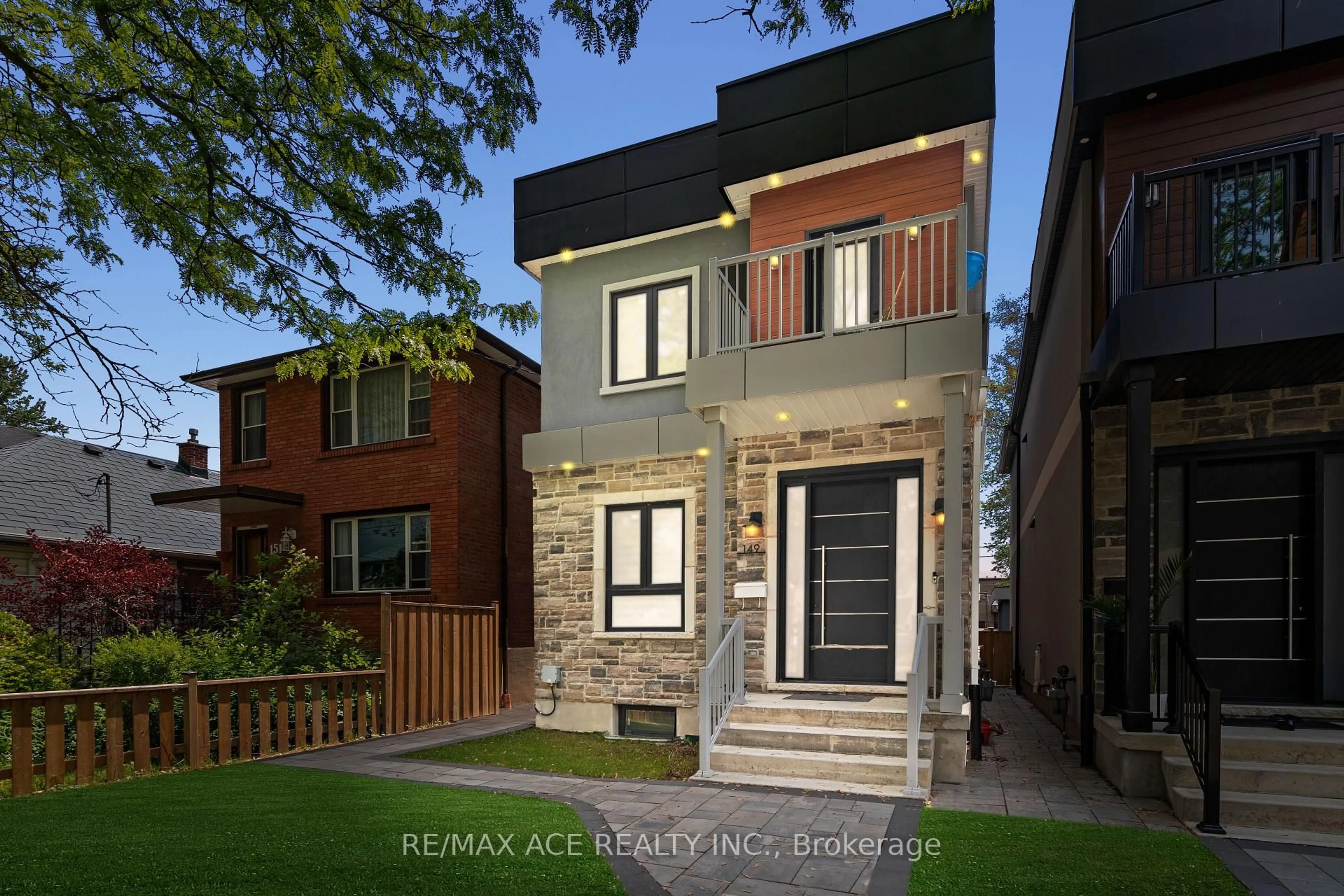 Home with brick exterior material, street for 149 Mcintosh St, Toronto Ontario M1N 3Y8