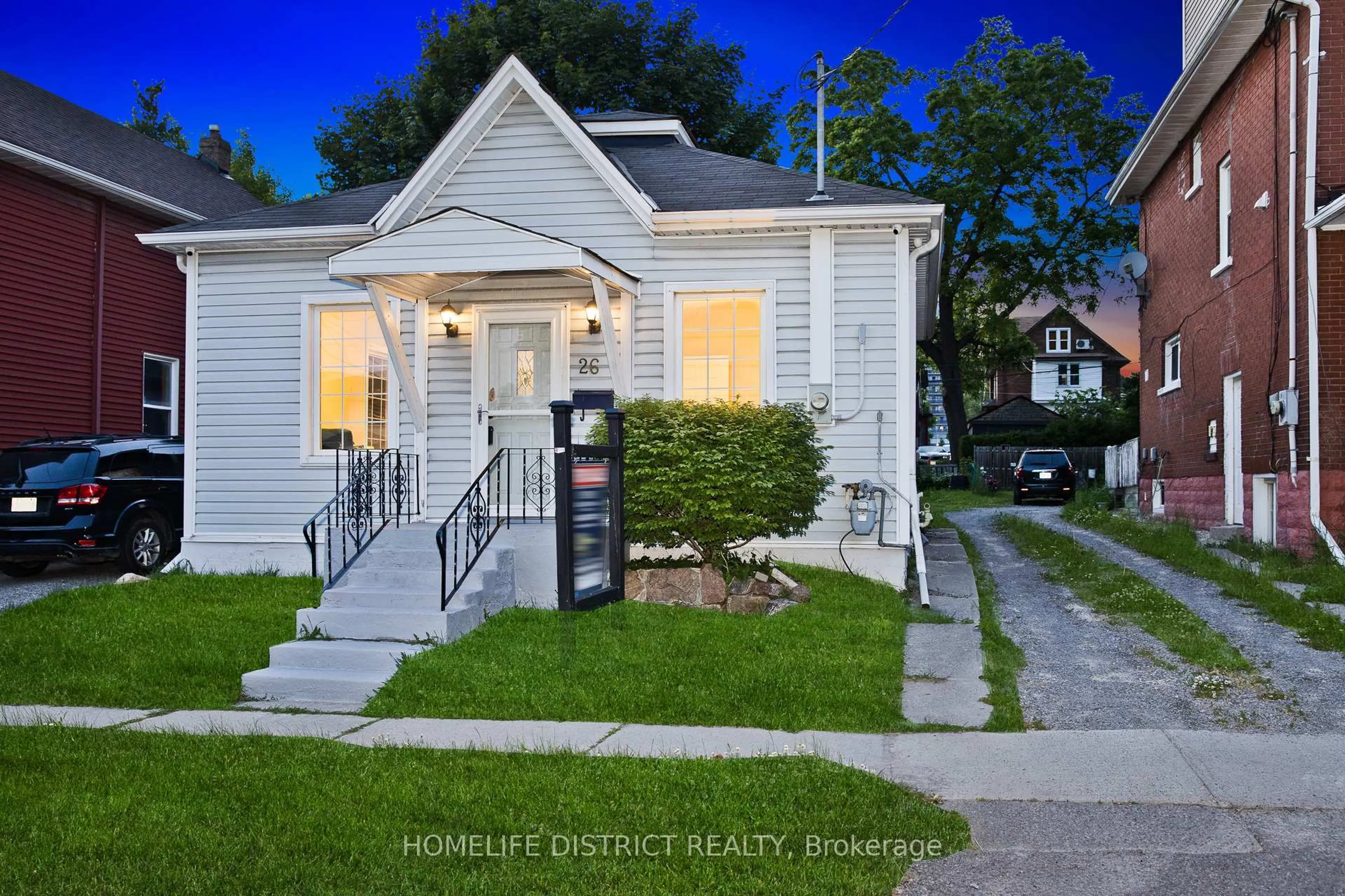 Unknown for 26 Brock St, Oshawa Ontario L1G 1R9
