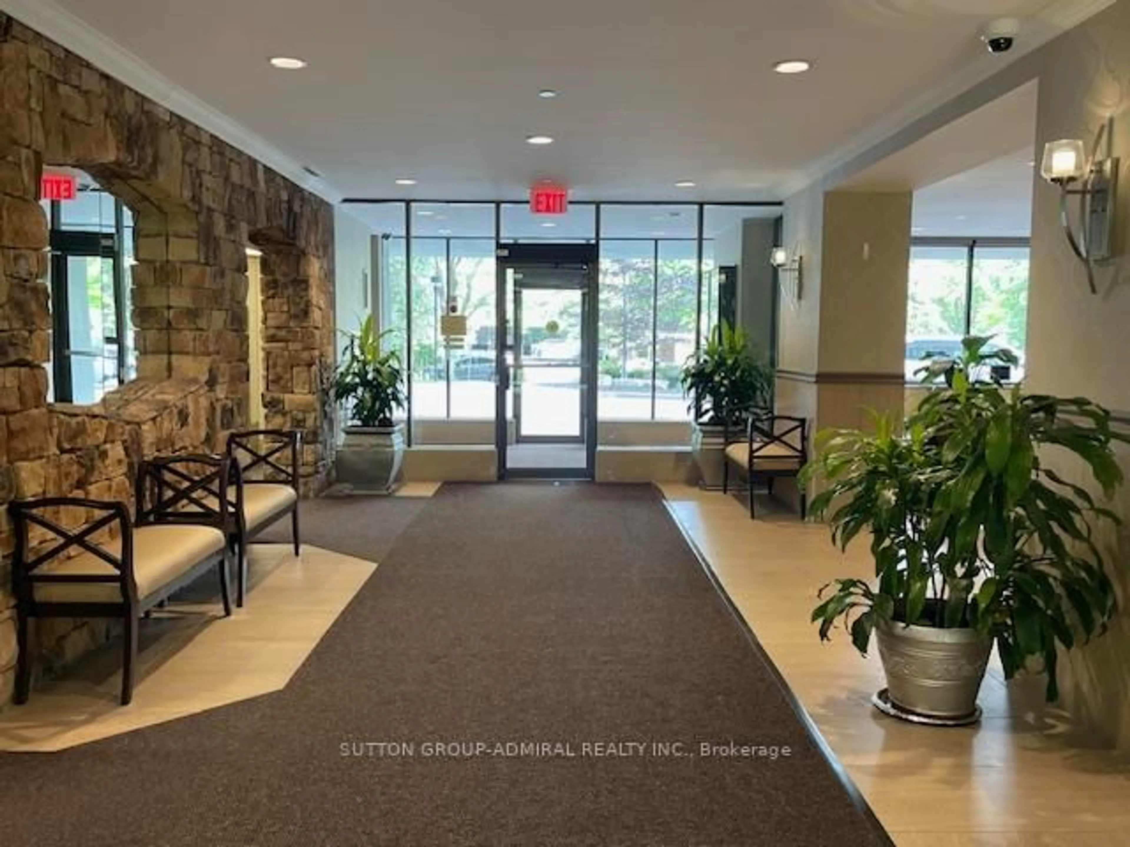 Indoor foyer for 2330 Bridletowne Circ #1112, Toronto Ontario M1W 3P6