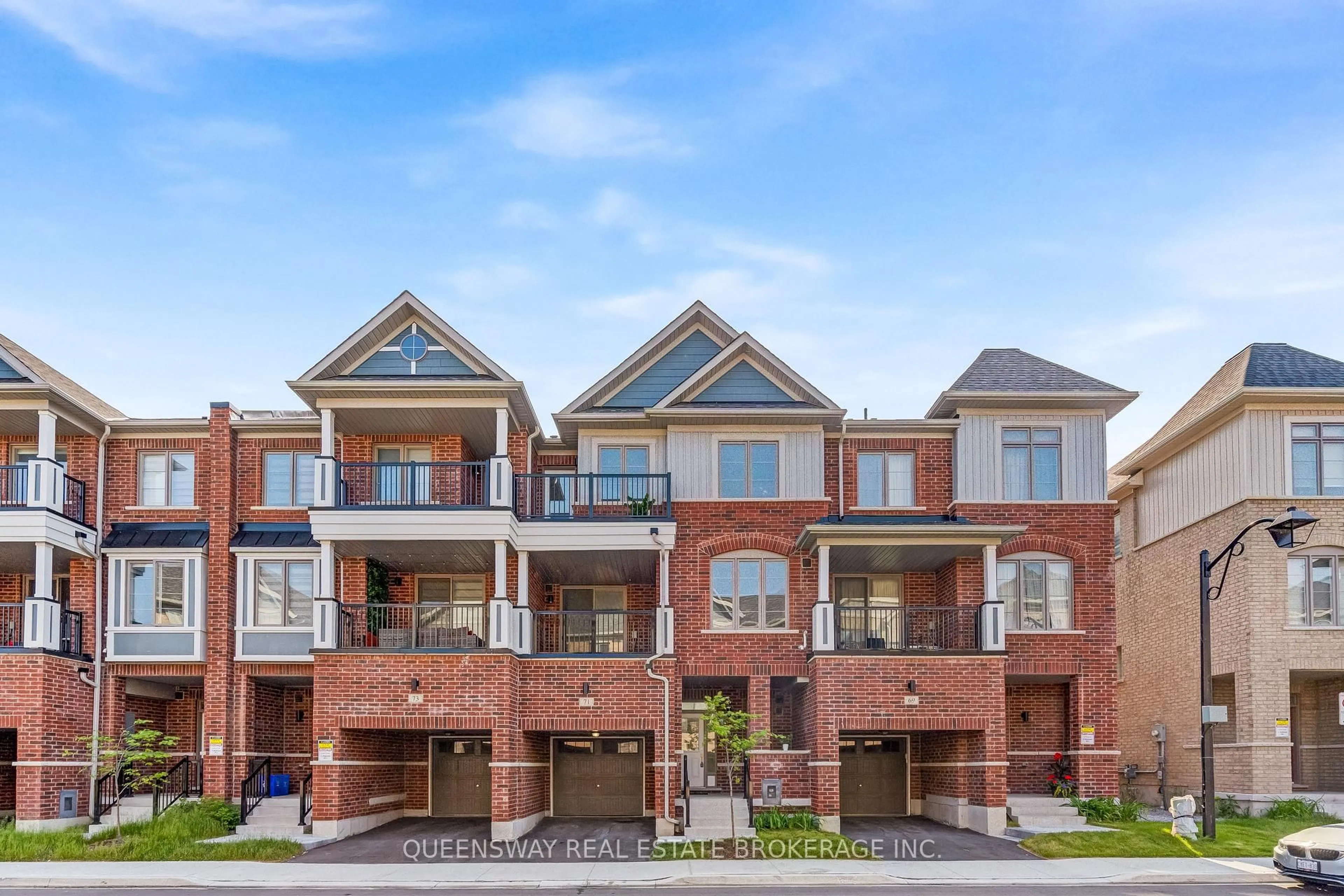 Home with brick exterior material, street for 71 Waterside Way, Whitby Ontario L1N 0N1