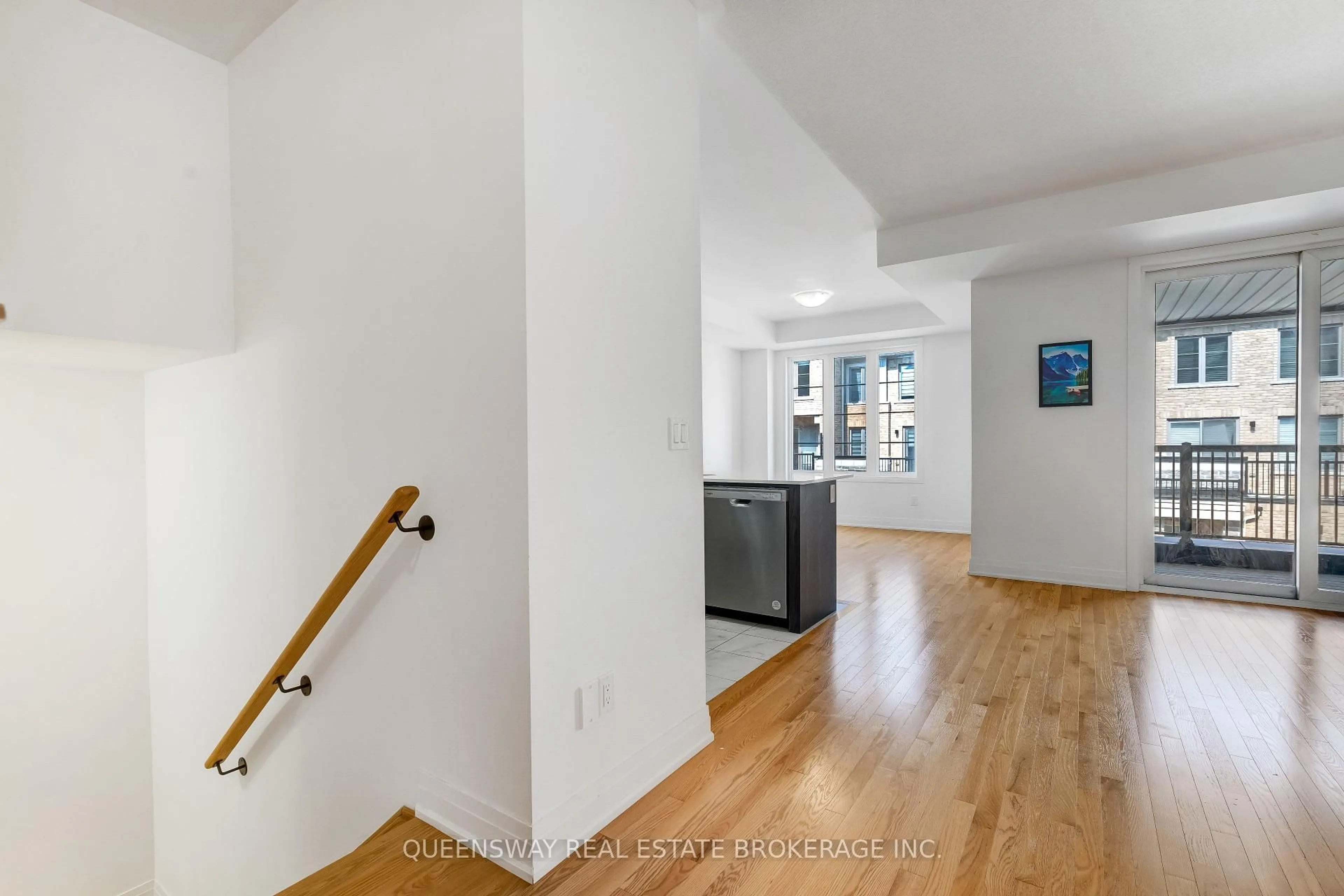 Unknown for 71 Waterside Way, Whitby Ontario L1N 0N1