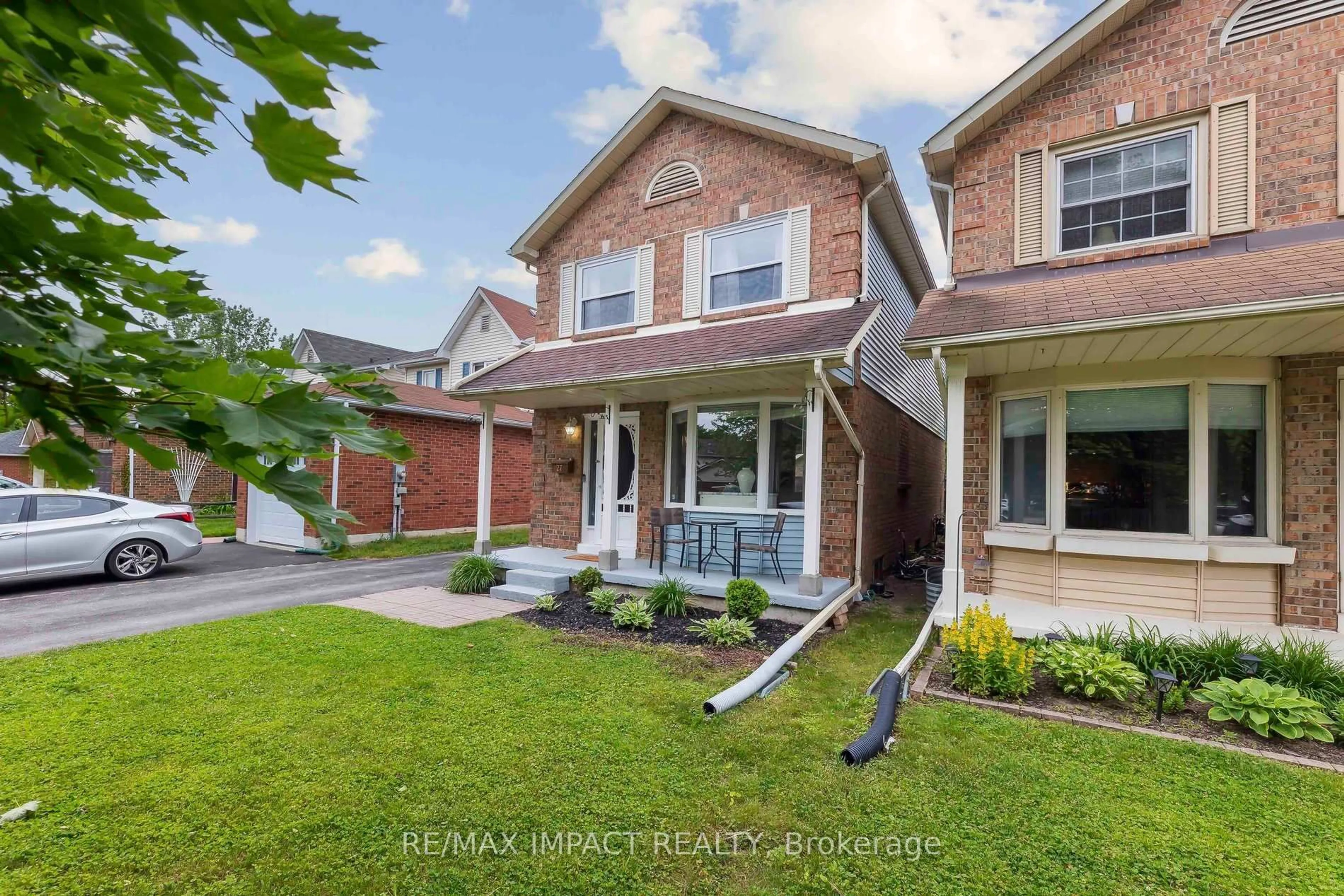 Home with brick exterior material, street for 27 Prout Dr, Clarington Ontario L1C 4A3