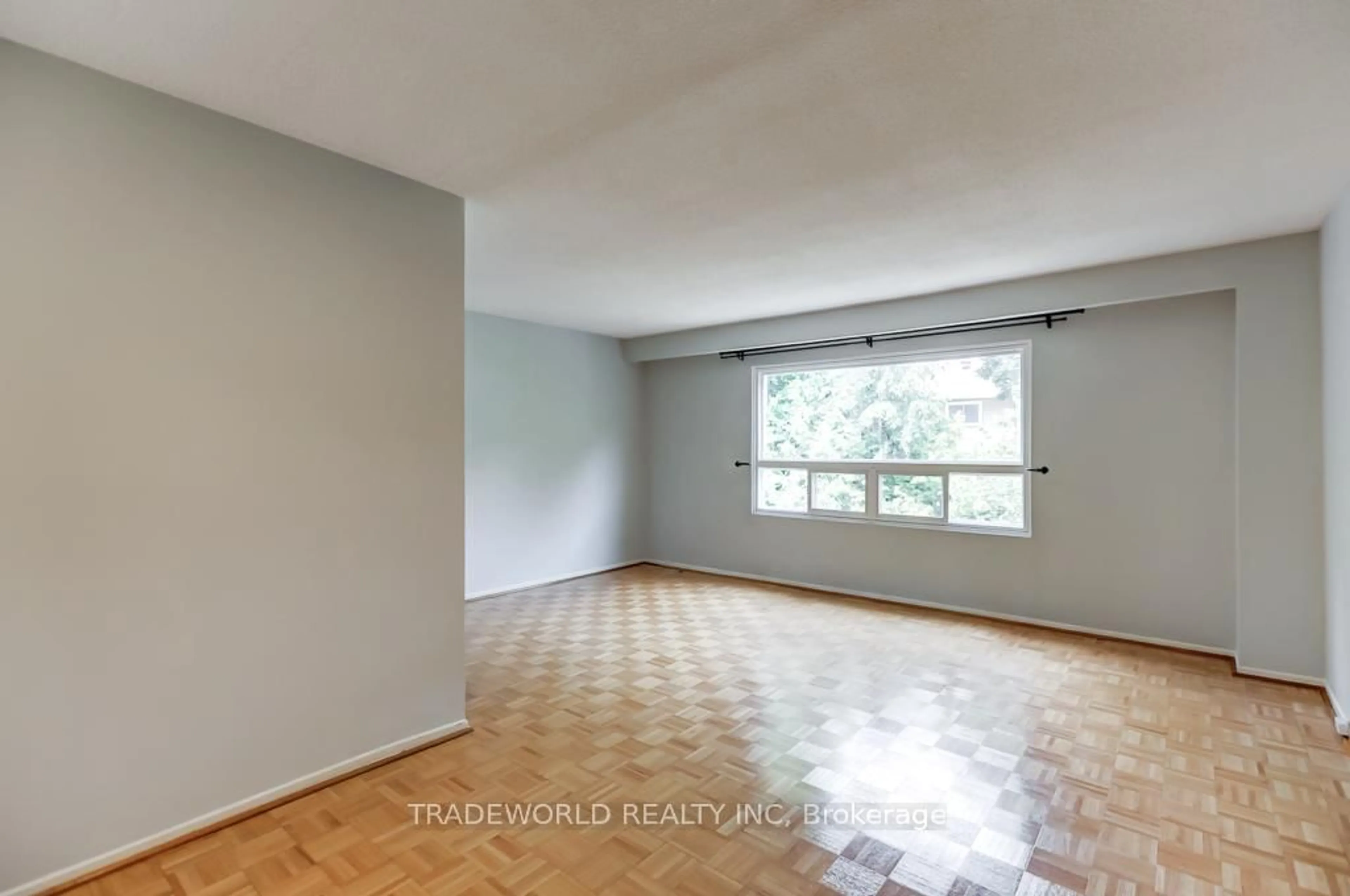 A pic of a room for 50 Brookmill Blvd ##50, Toronto Ontario M1W 2L4