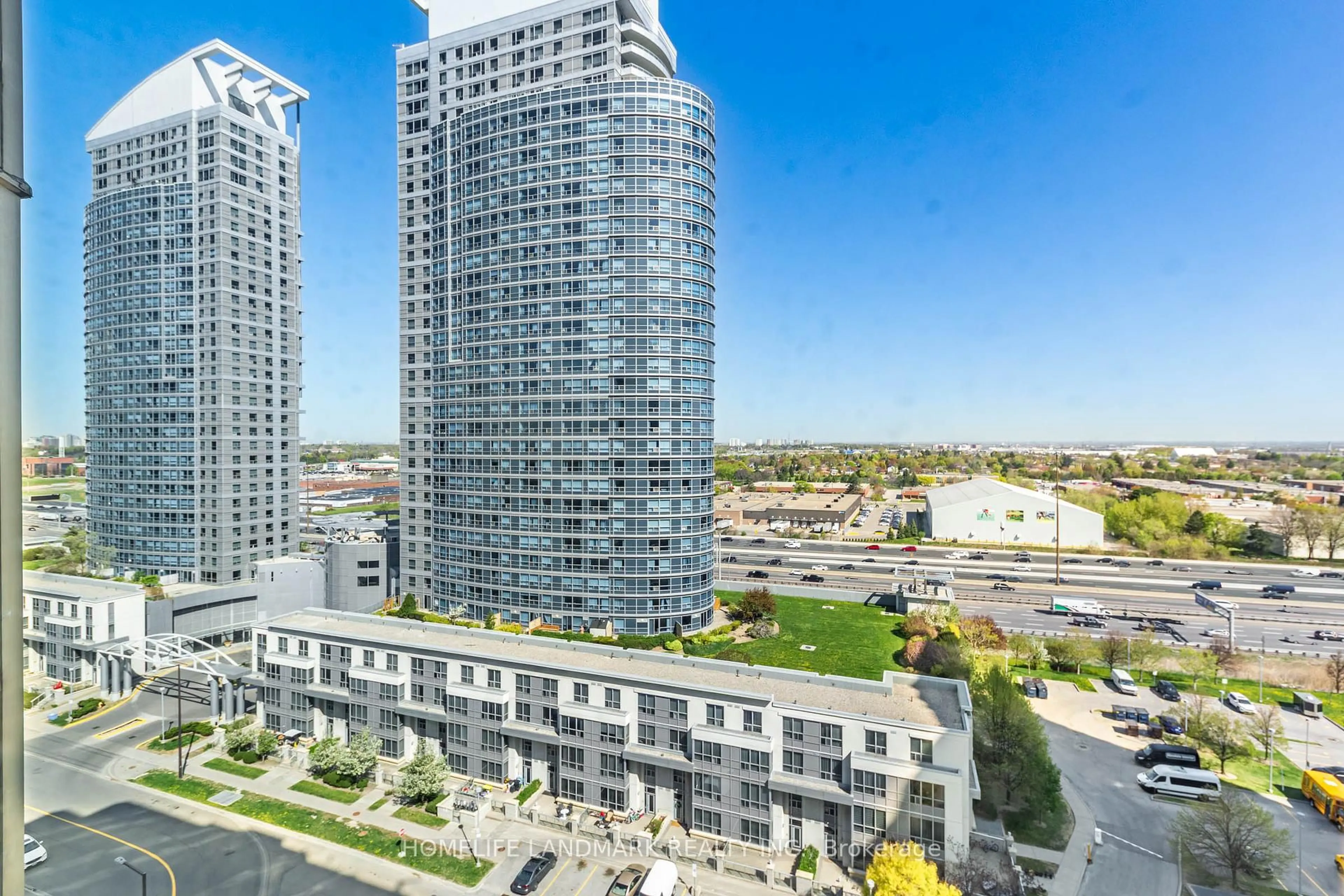 A pic from outside/outdoor area/front of a property/back of a property/a pic from drone, city buildings view from balcony for 1 Lee Centre Dr #1601, Toronto Ontario M1H 3J2