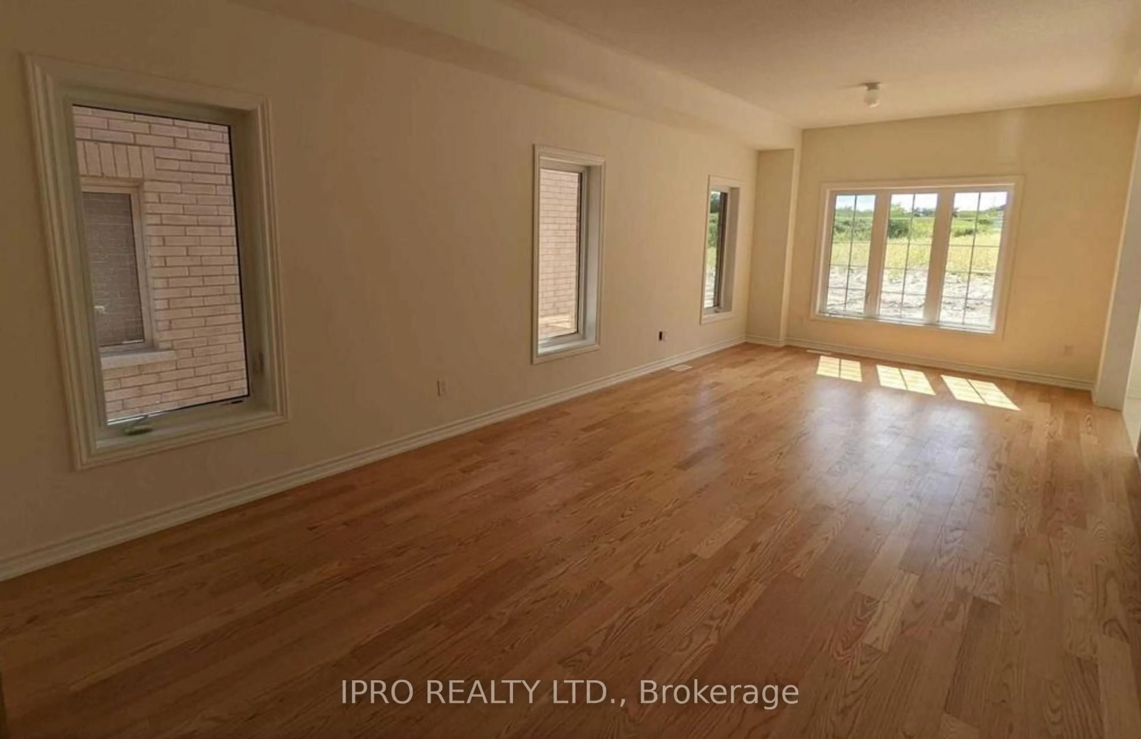 A pic of a room for 2422 Angora St St, Pickering Ontario L1X 0M6