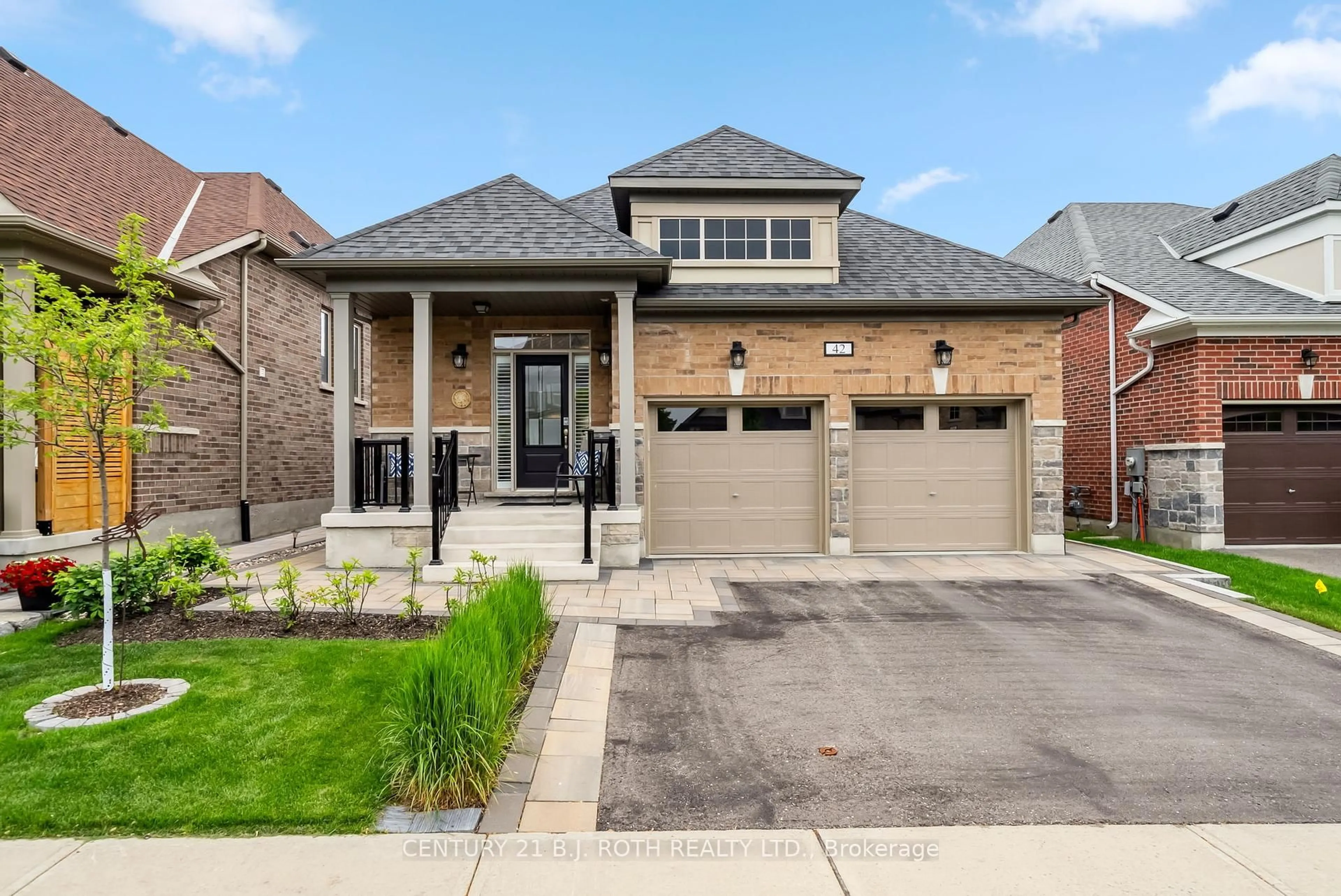 Home with brick exterior material, street for 42 Glenhaven Crt, Scugog Ontario L9L 0A8