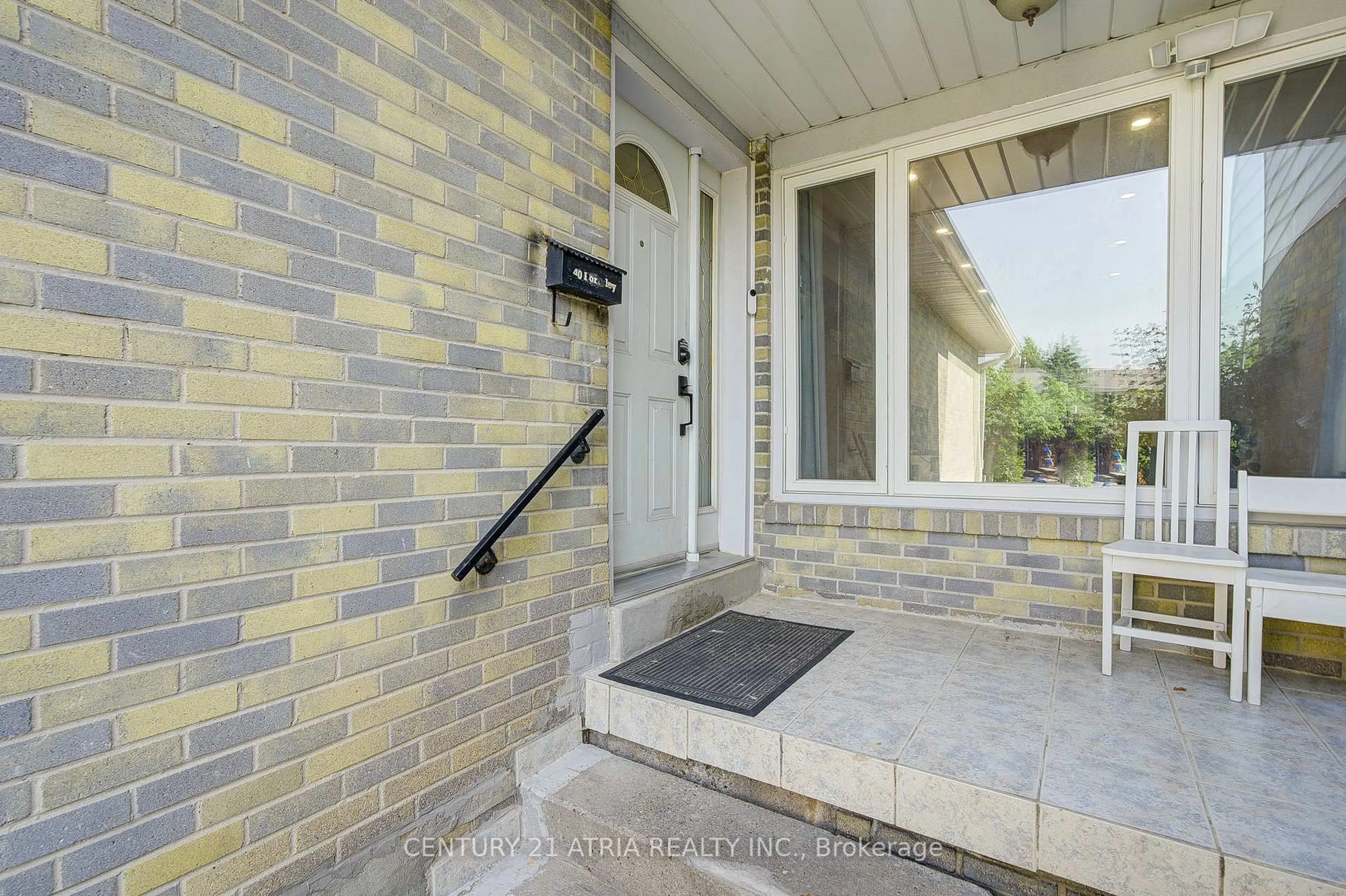 Home with brick exterior material, street for 40 Horseley Hill Dr, Toronto Ontario M1B 1W5