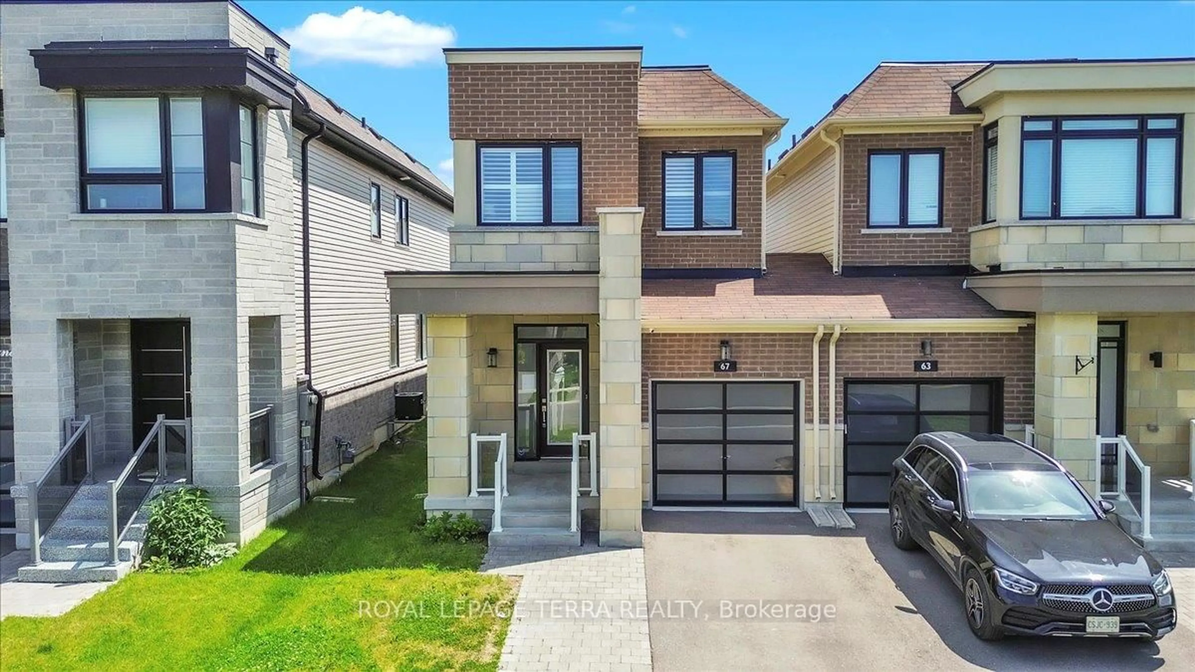Home with brick exterior material, street for 67 CRYDERMAN Lane, Clarington Ontario L1C 2W3